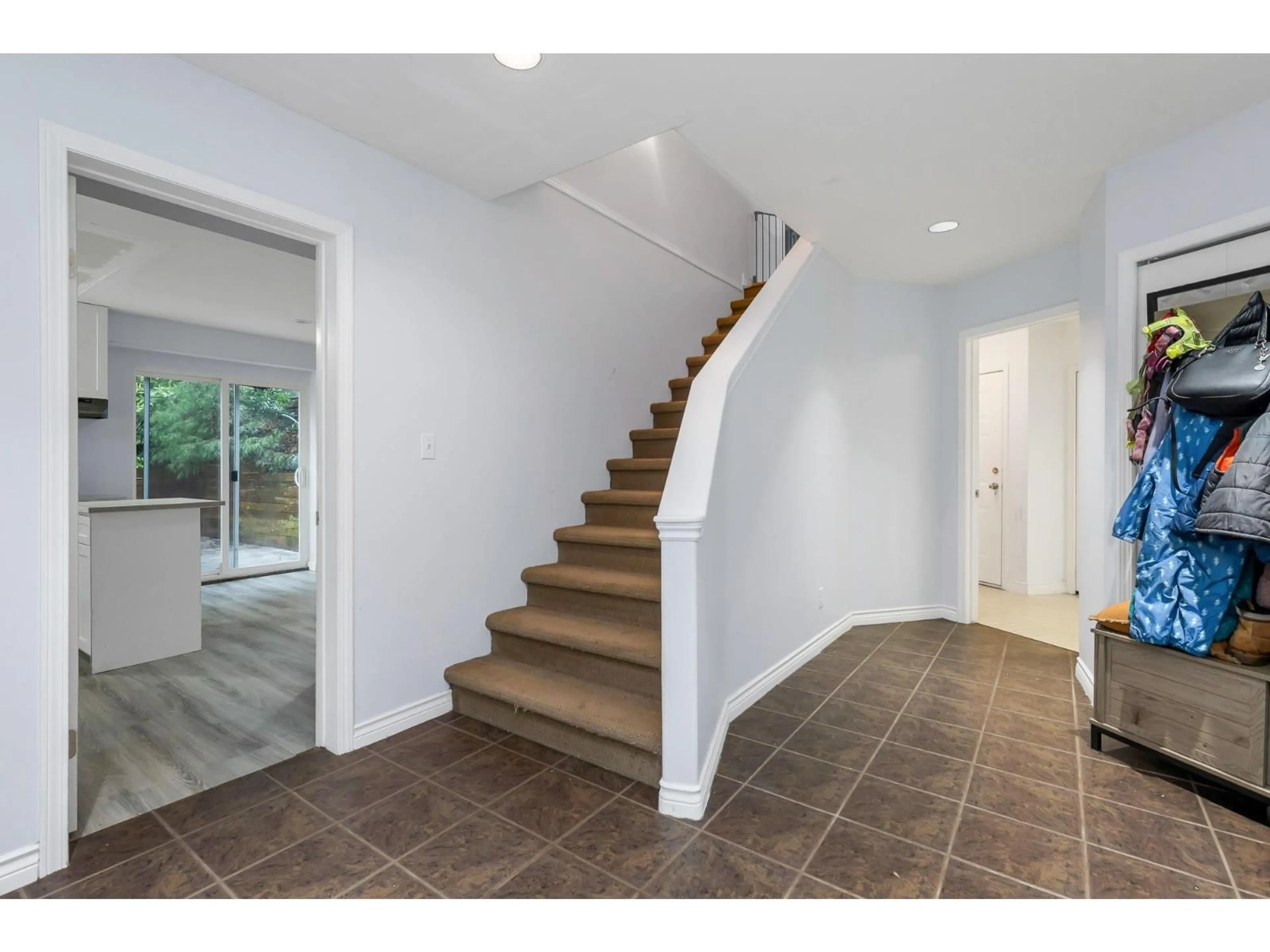 Unknown for 32426 HASHIZUME TERRACE, Mission British Columbia V2V6V8