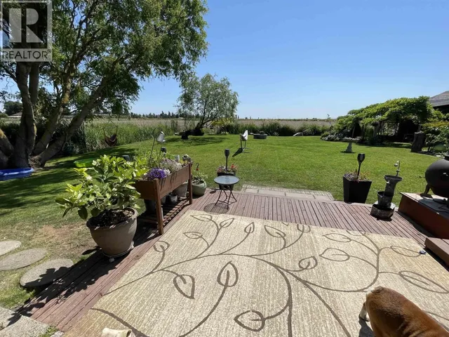 8640 LADNER TRUNK ROAD, Delta 3