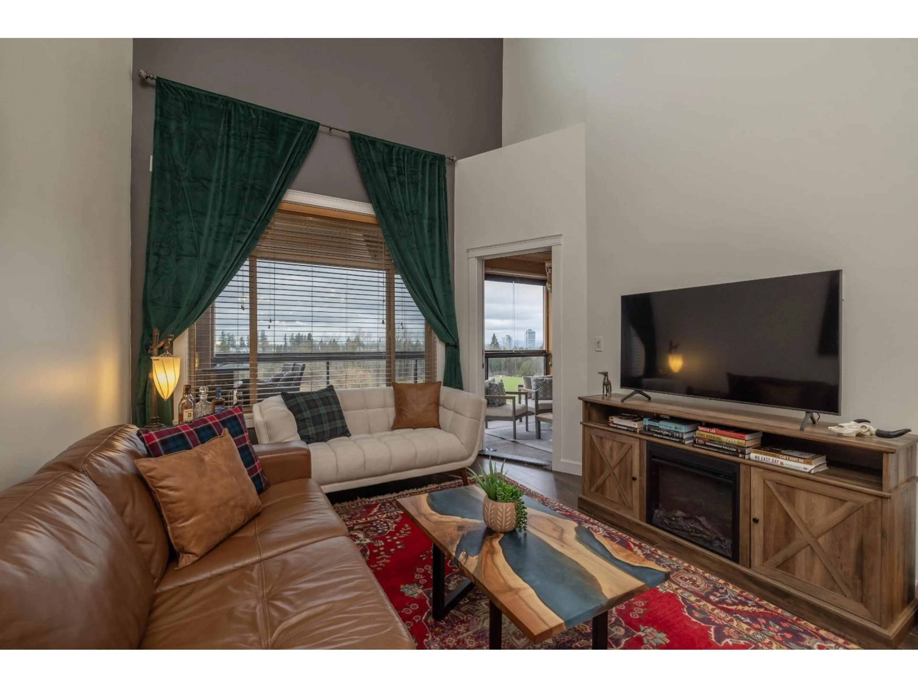 Living room with furniture, wood/laminate floor for 629 - 8067 207 STREET, Langley British Columbia V2Y0P1