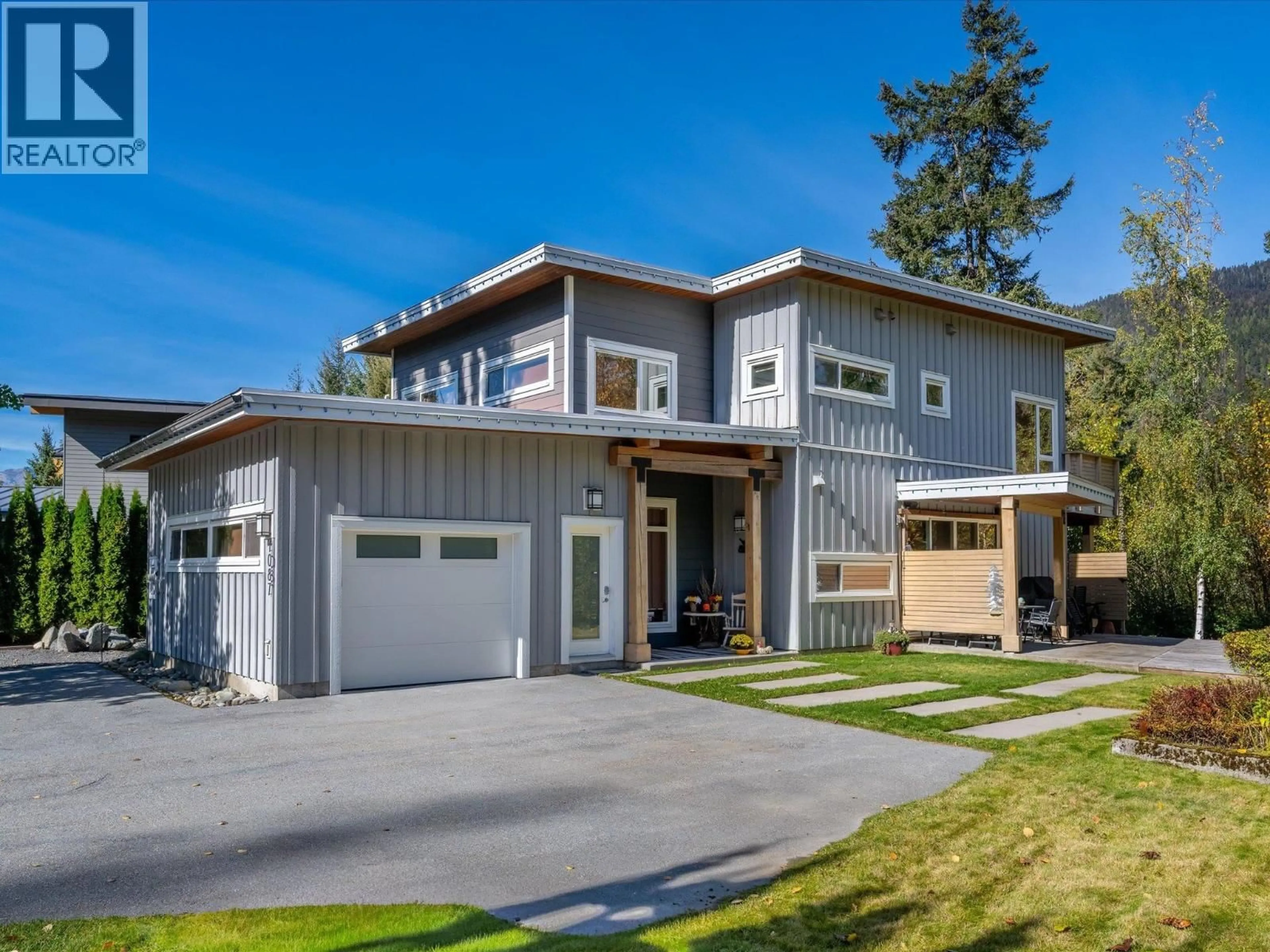 Home with vinyl exterior material, street for 1087 MADELEY PLACE, Whistler British Columbia V8E0K6