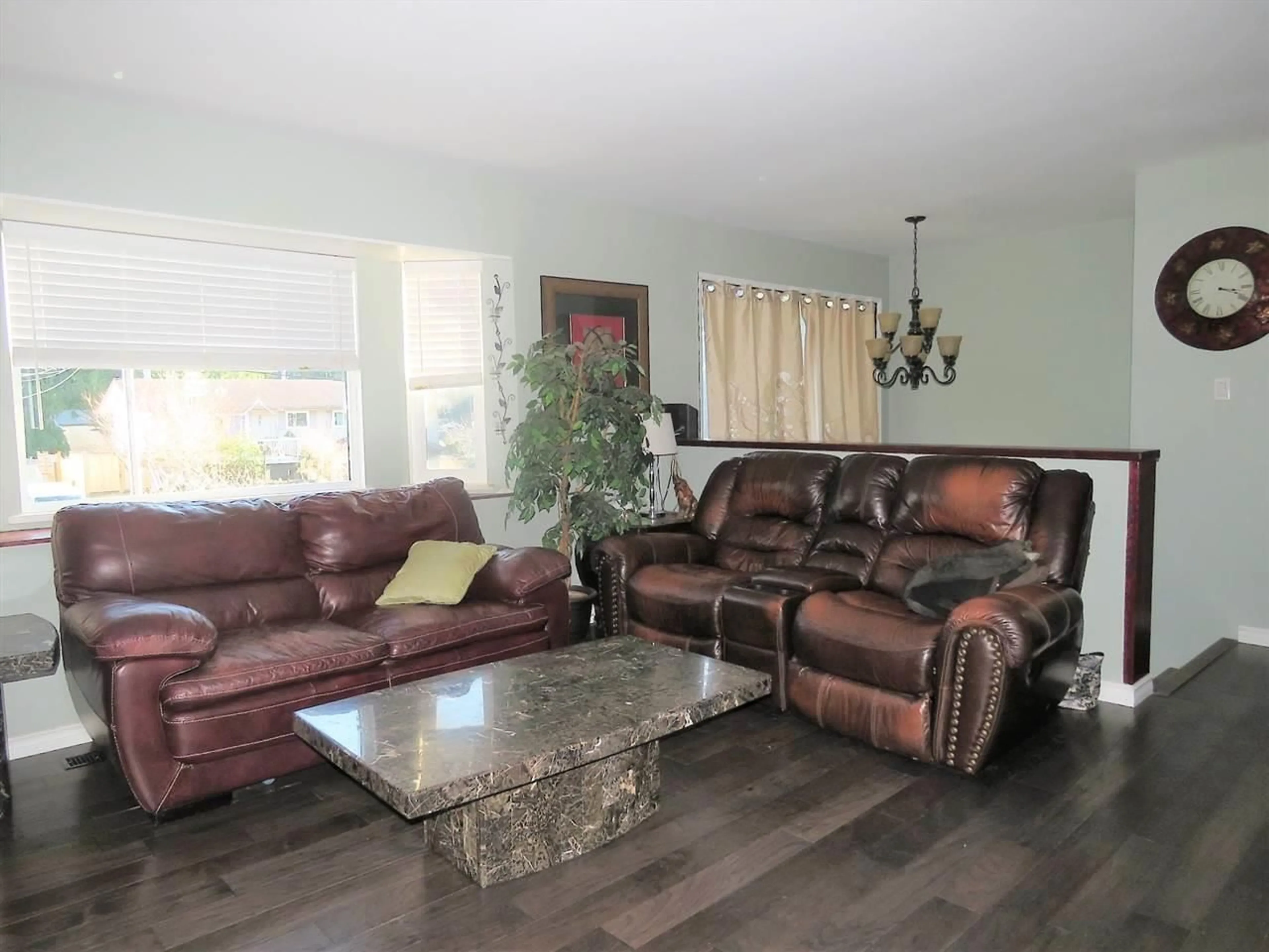 Living room with furniture, unknown for 8123 SUMAC PLACE, Mission British Columbia V2V5L2