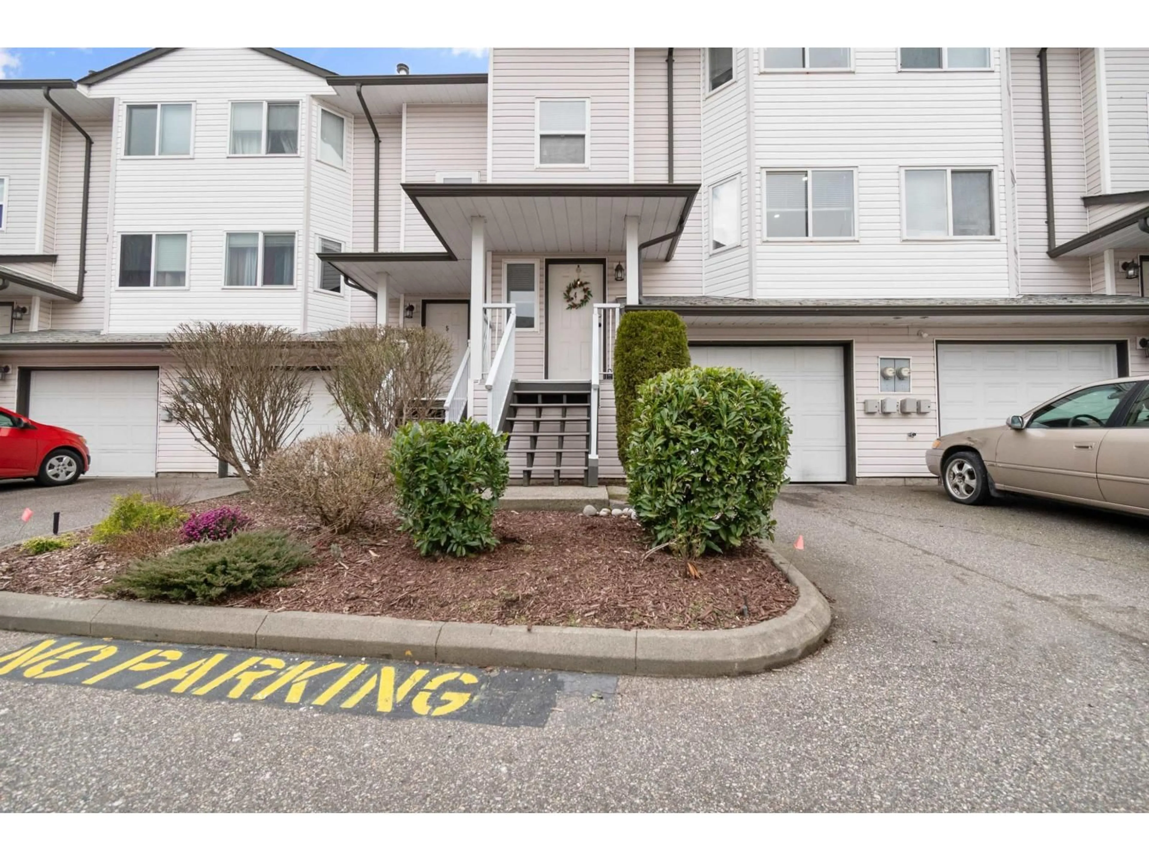 Unknown for 4 - 5950 VEDDER ROAD, Chilliwack British Columbia V2R3P2