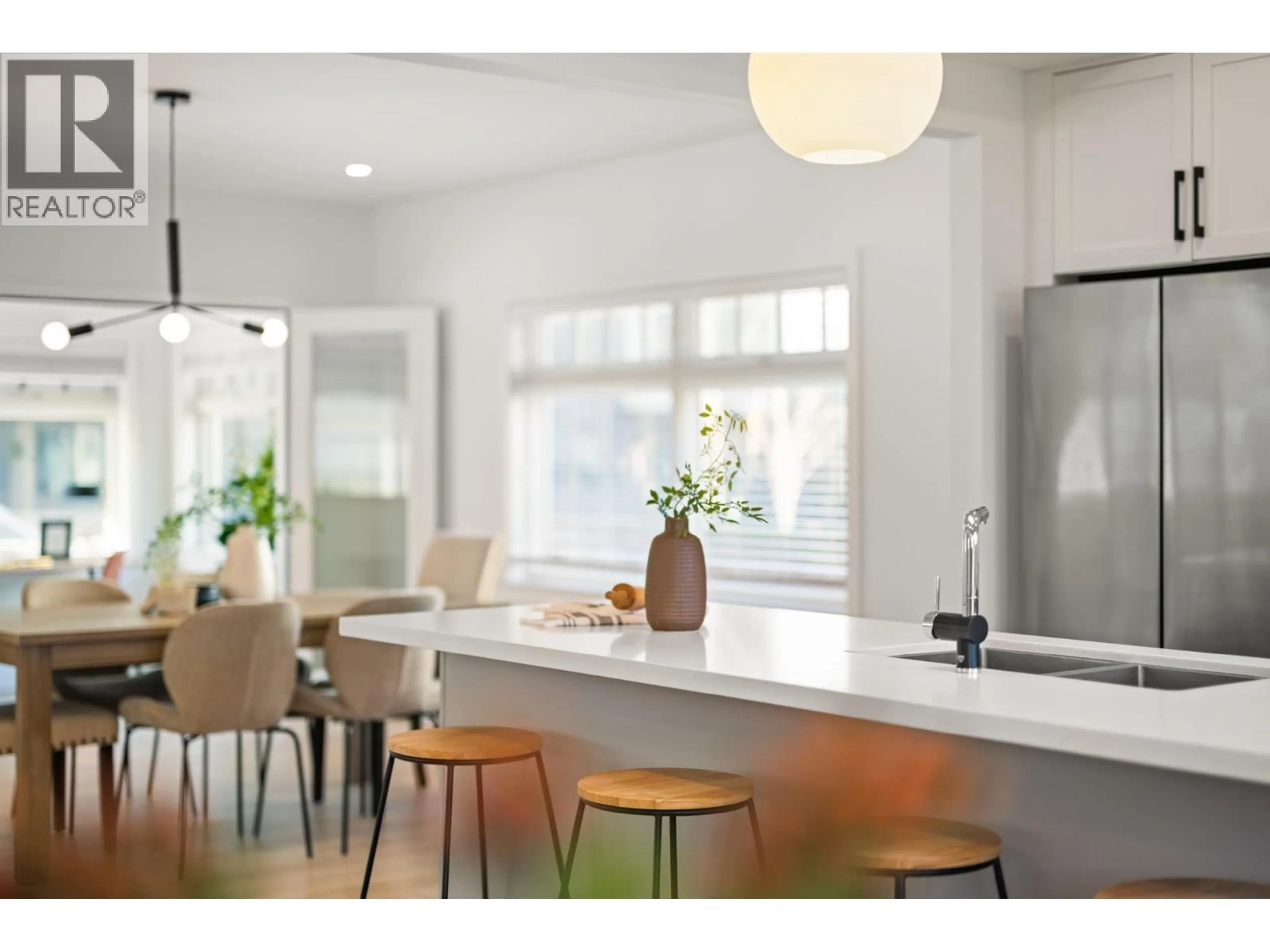 Open concept kitchen, unknown for 4770 54A STREET, Delta British Columbia V4K3P1