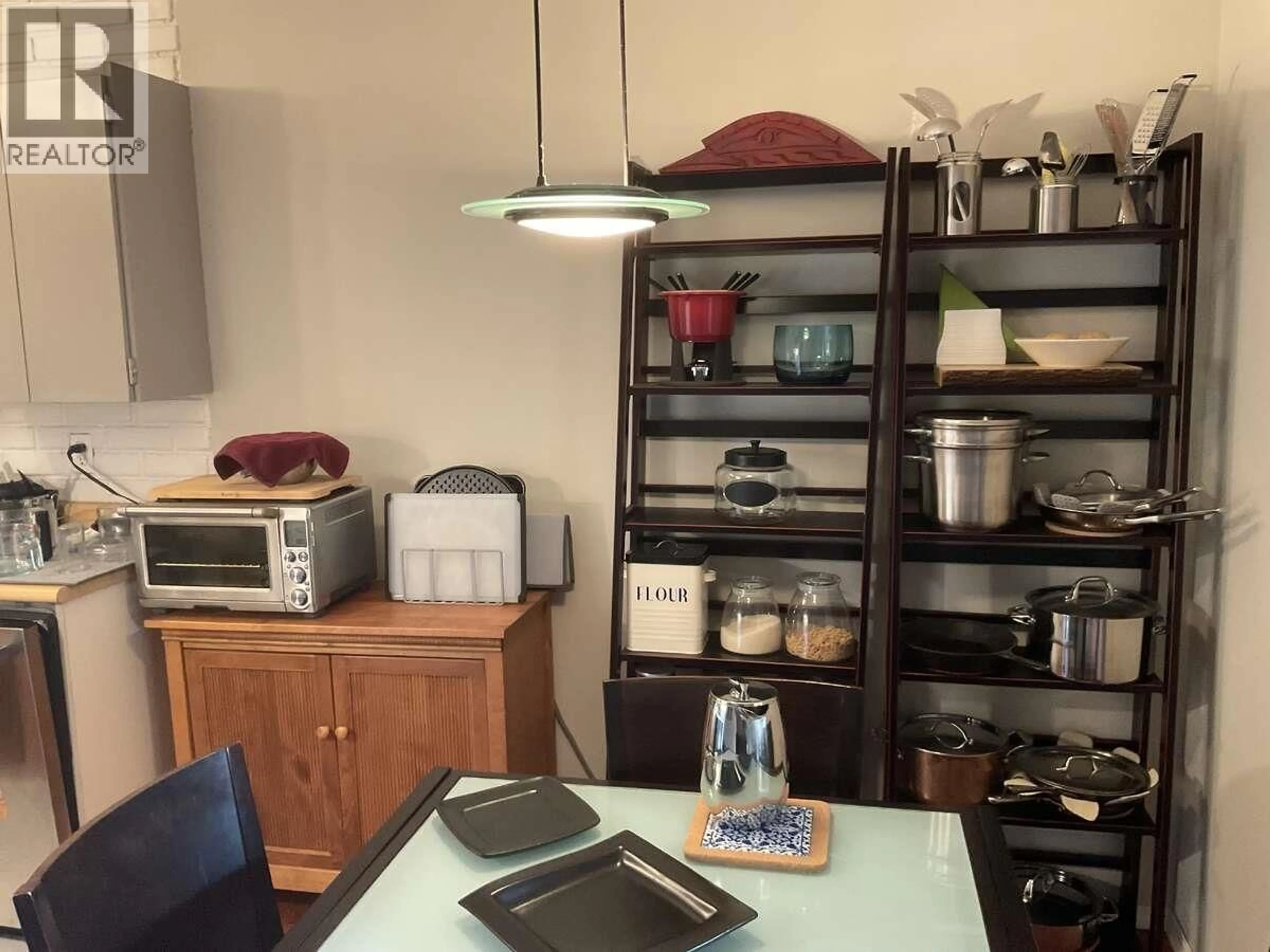 Standard kitchen, floor is not visible for 203 - 211 3RD STREET, North Vancouver British Columbia V7M1E9