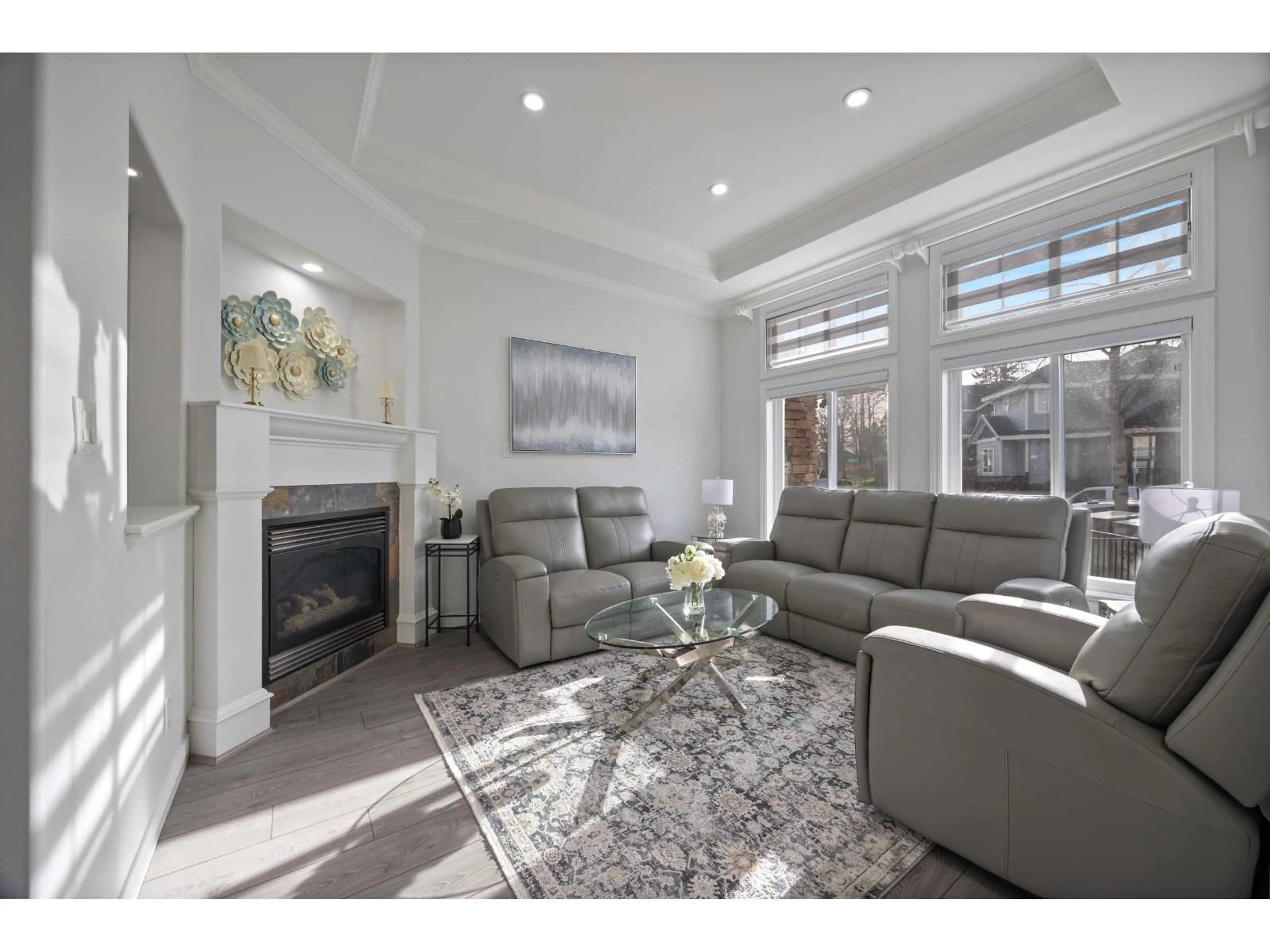 Living room with furniture, unknown for 7801 146A STREET, Surrey British Columbia V3S2T4