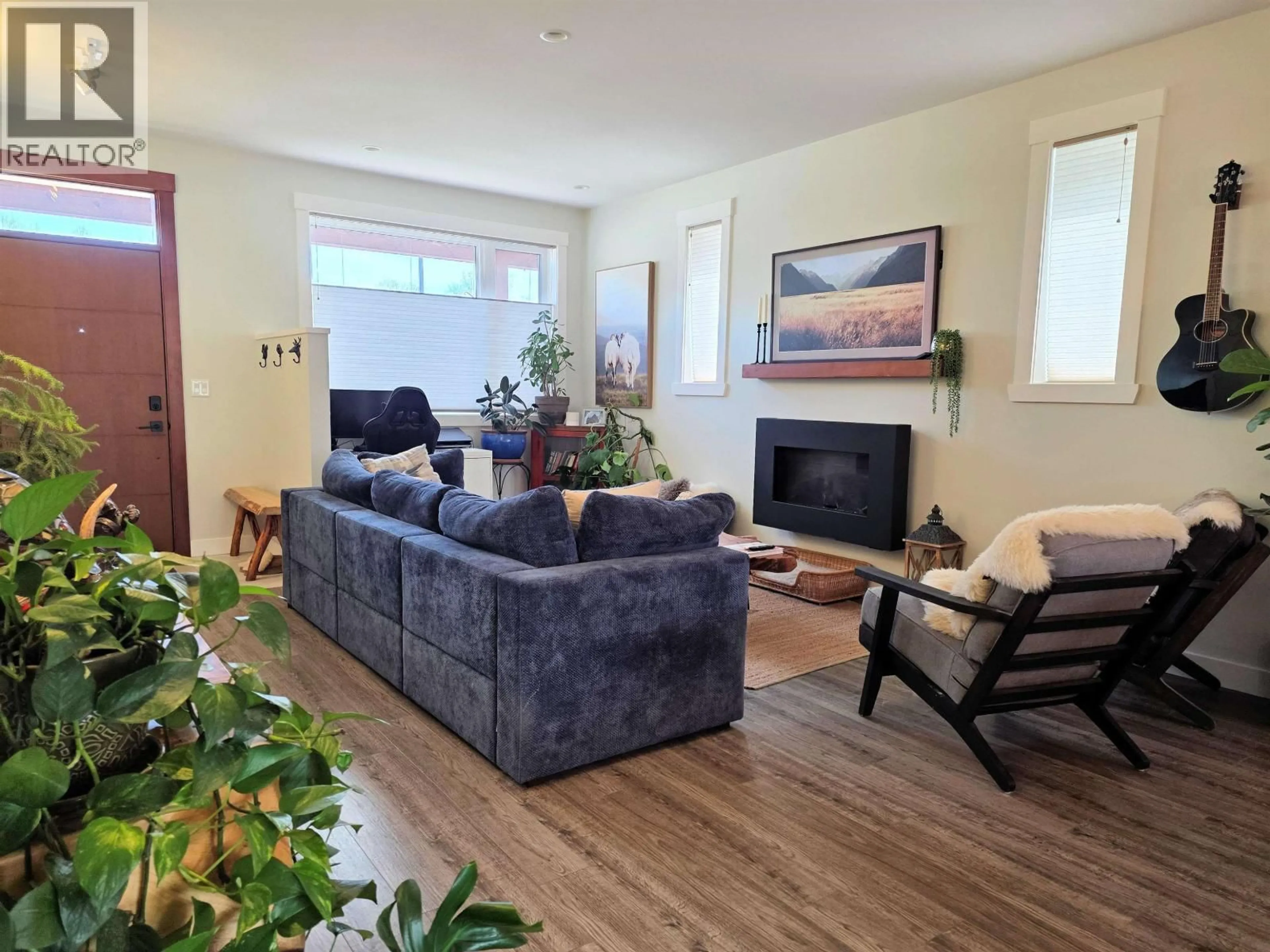 Living room with furniture, unknown for 6 - 1141 AMBLESIDE AVENUE, Smithers British Columbia V0J2N0