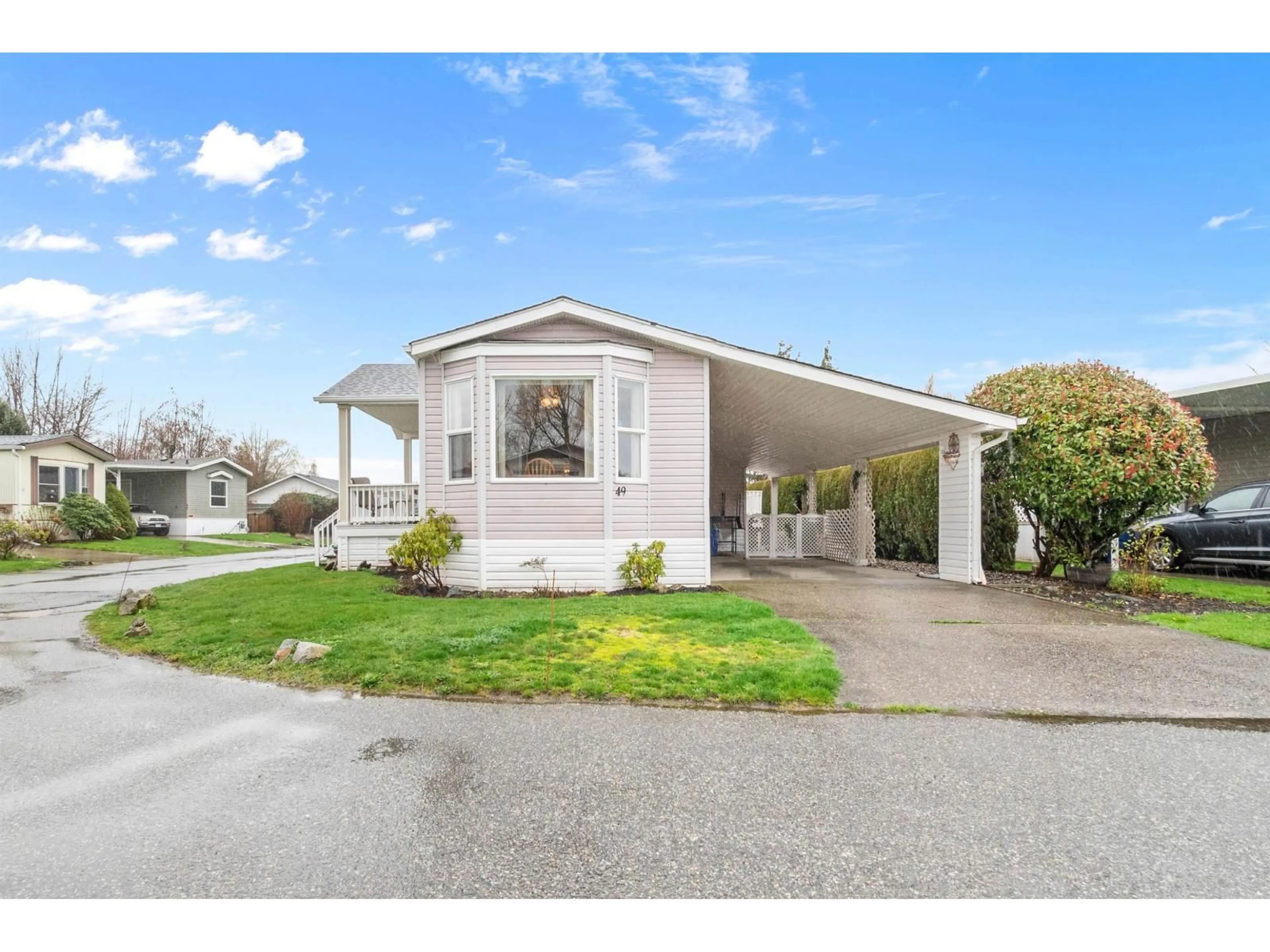 Home with vinyl exterior material, street for 49 - 7610 EVANS ROAD, Chilliwack British Columbia V2R2Y8