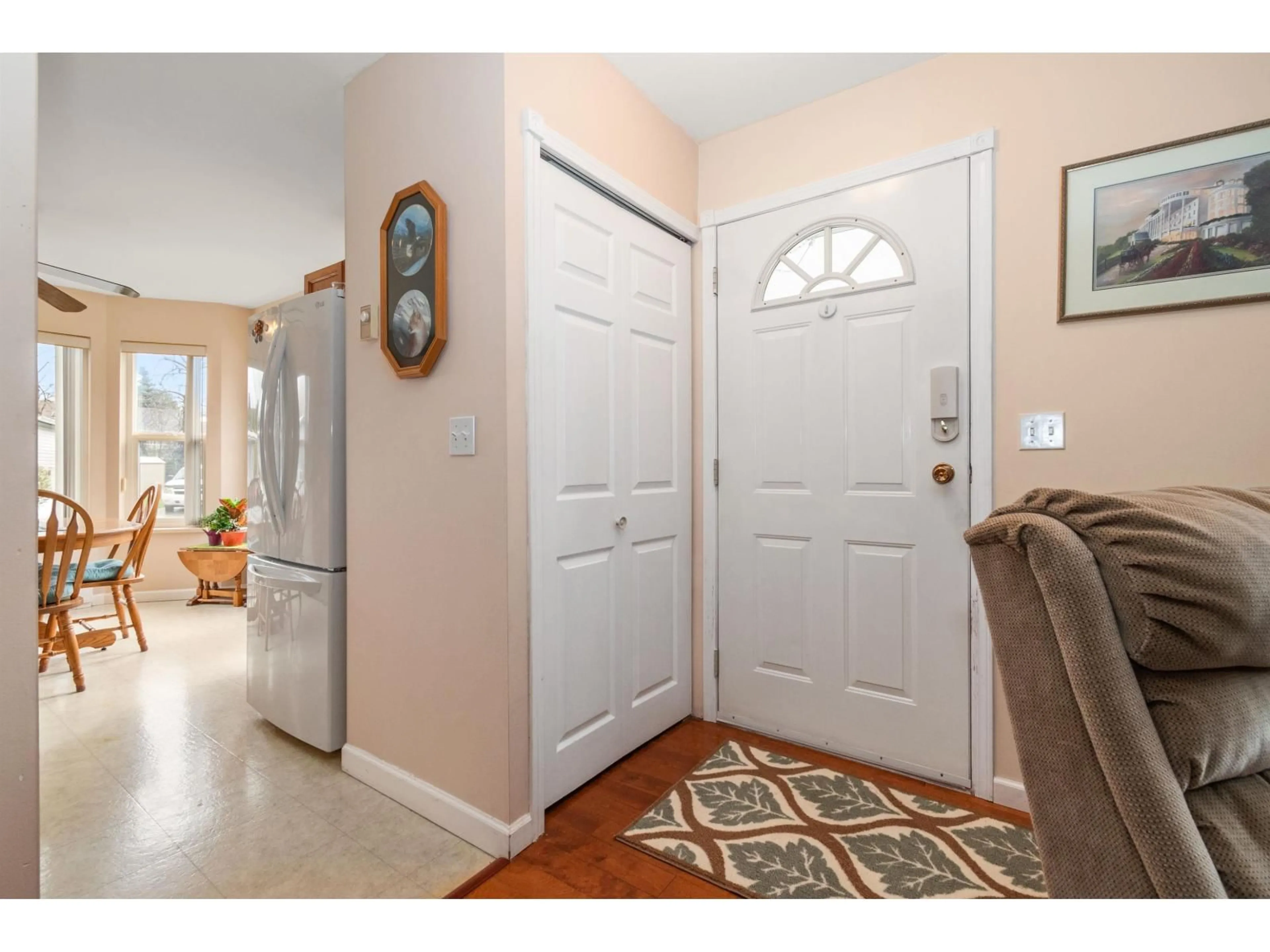 Indoor entryway for 49 - 7610 EVANS ROAD, Chilliwack British Columbia V2R2Y8