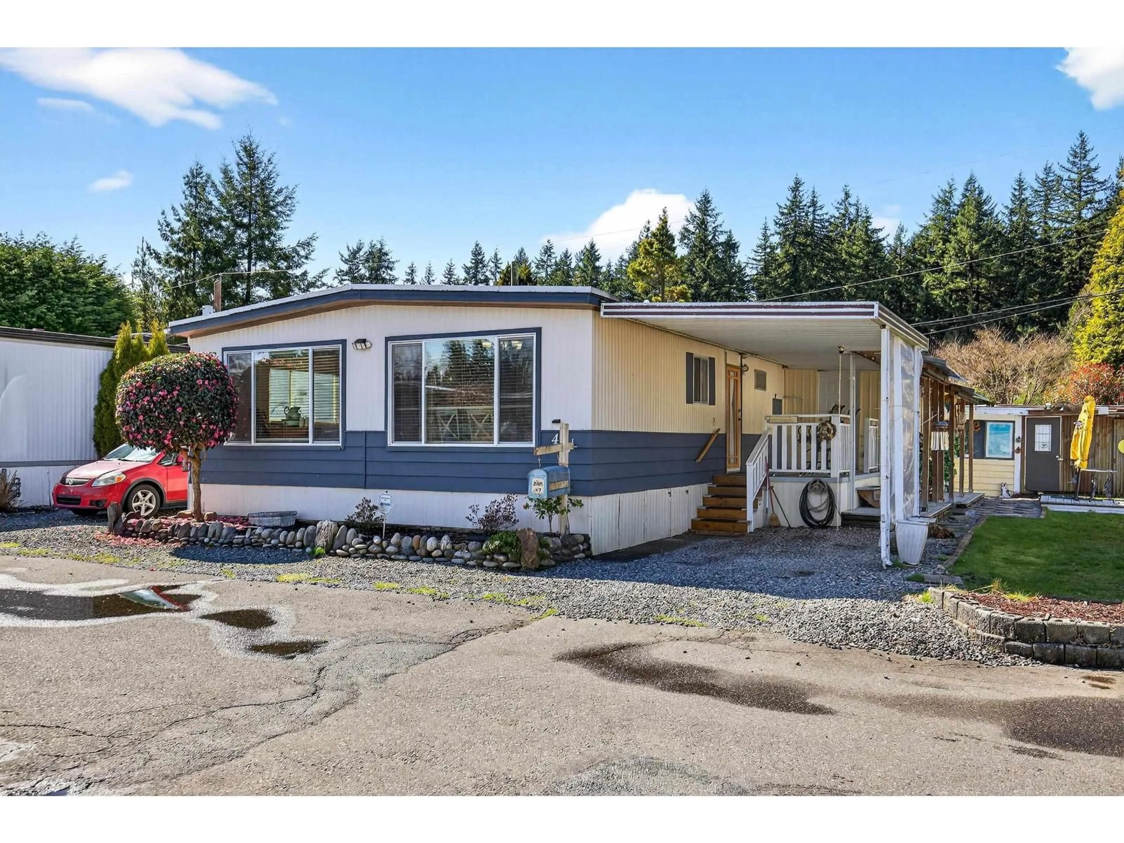 Home with vinyl exterior material, street for 47 - 3031 200 STREET, Langley British Columbia V2Z1N5