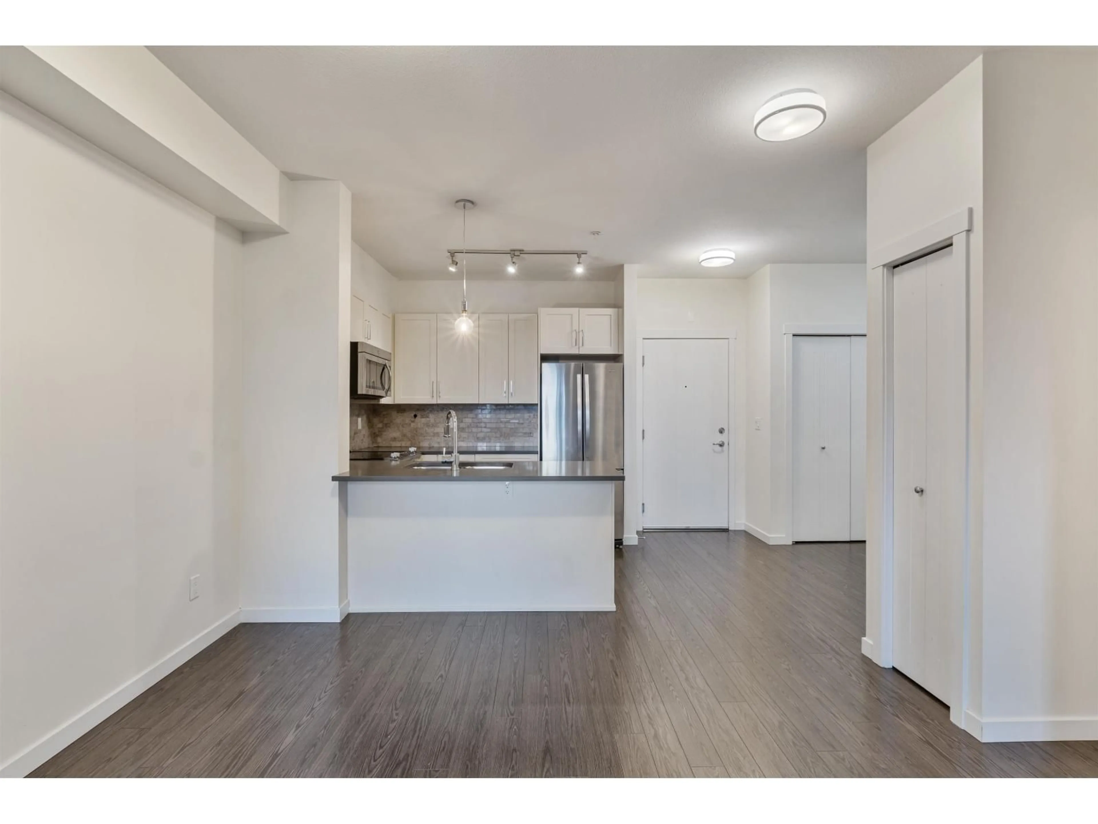 Open concept kitchen, unknown for 317 - 2855 156 STREET, Surrey British Columbia V3Z3Y3