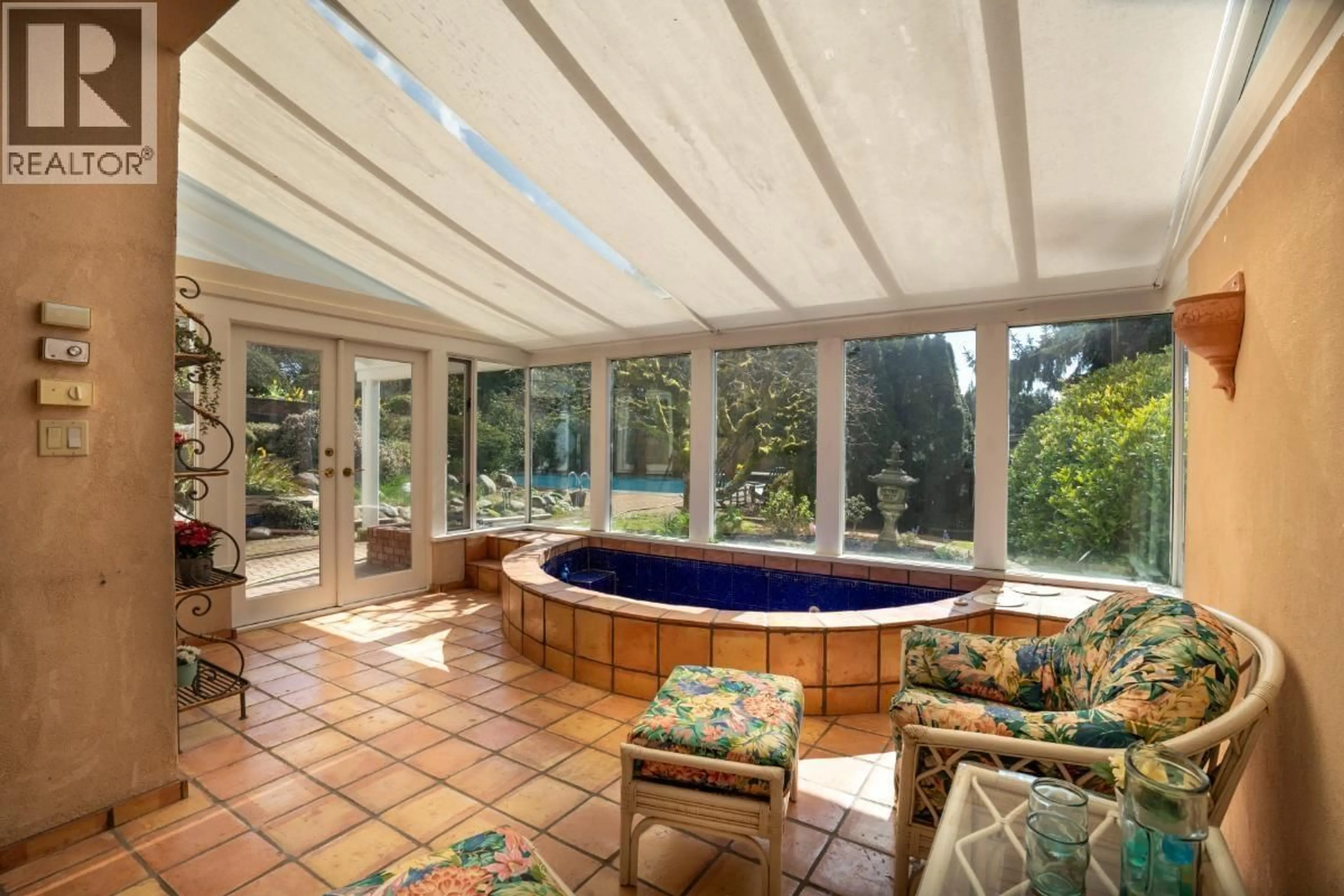 Pool for 6034 COLLINGWOOD PLACE, Vancouver British Columbia V6N1V1