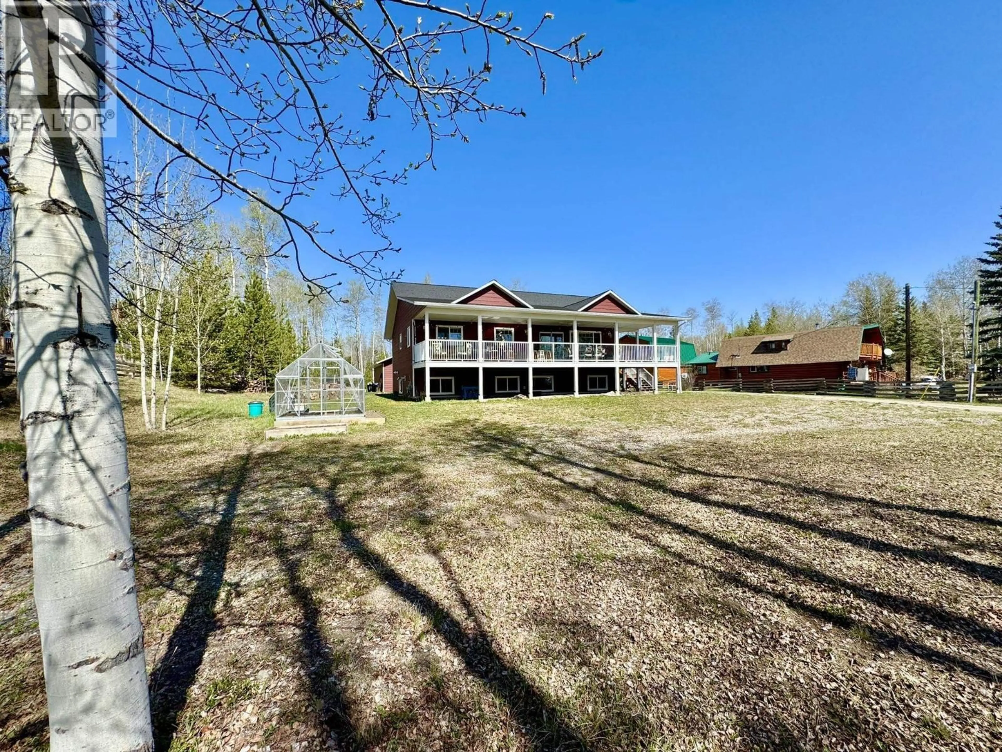 A pic from outside/outdoor area/front of a property/back of a property/a pic from drone, unknown for 5709 GREEN LAKE ROAD, Green Lake British Columbia V0K2K1