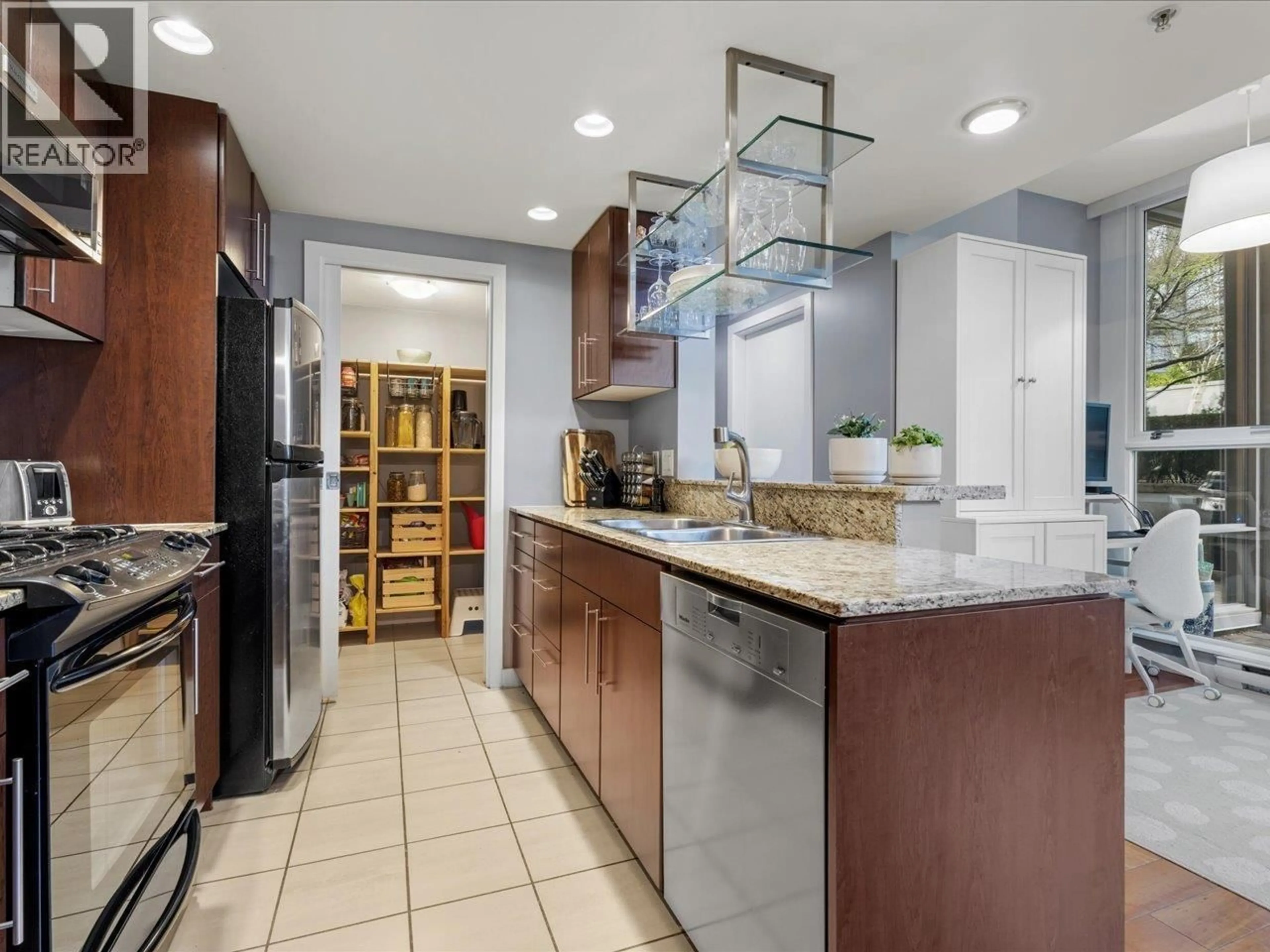 Contemporary kitchen, ceramic/tile floor for 101 - 550 PACIFIC STREET, Vancouver British Columbia V6Z3G2