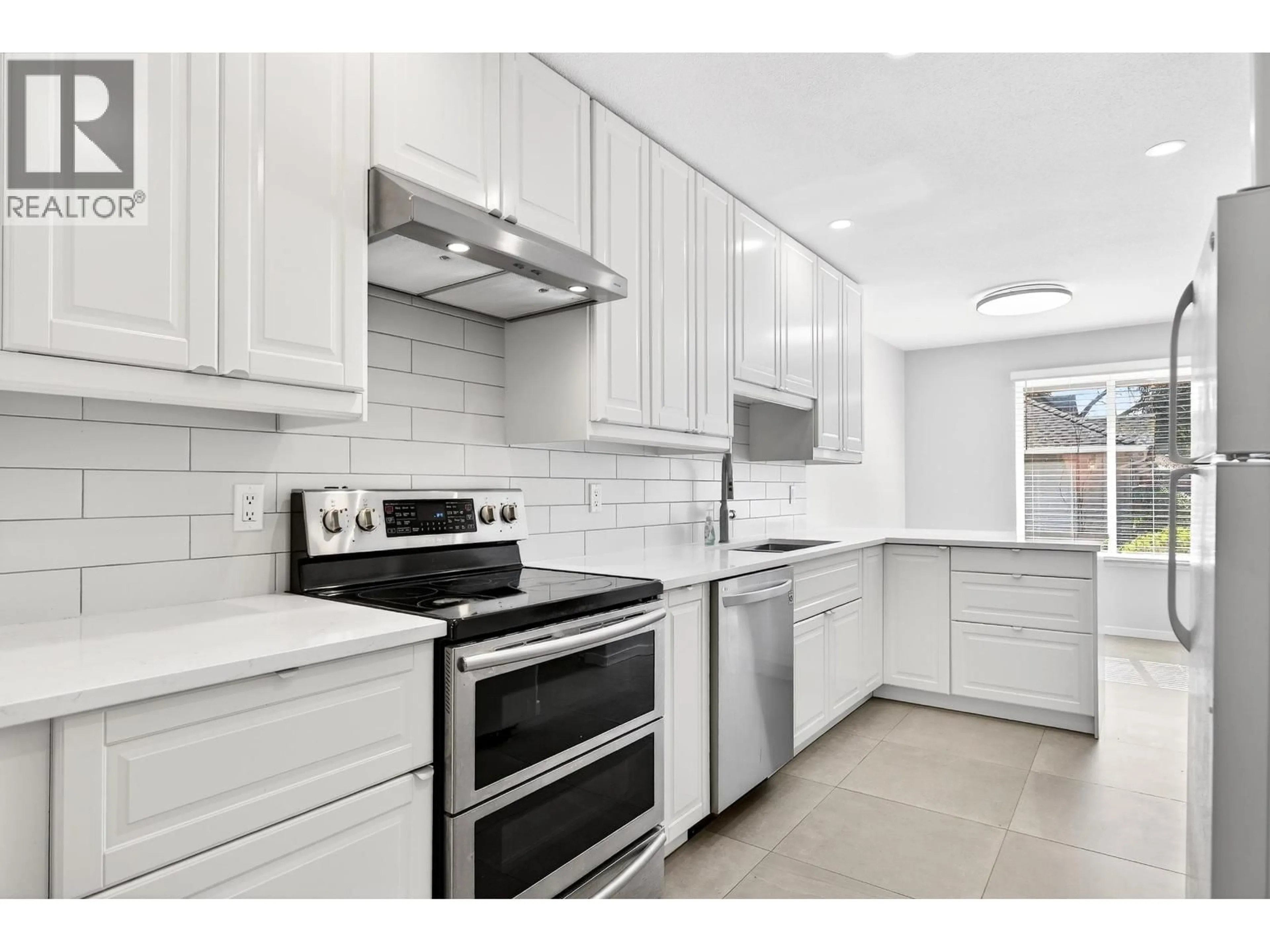 Unknown for 7 - 20985 CAMWOOD AVENUE, Maple Ridge British Columbia V2X2N9