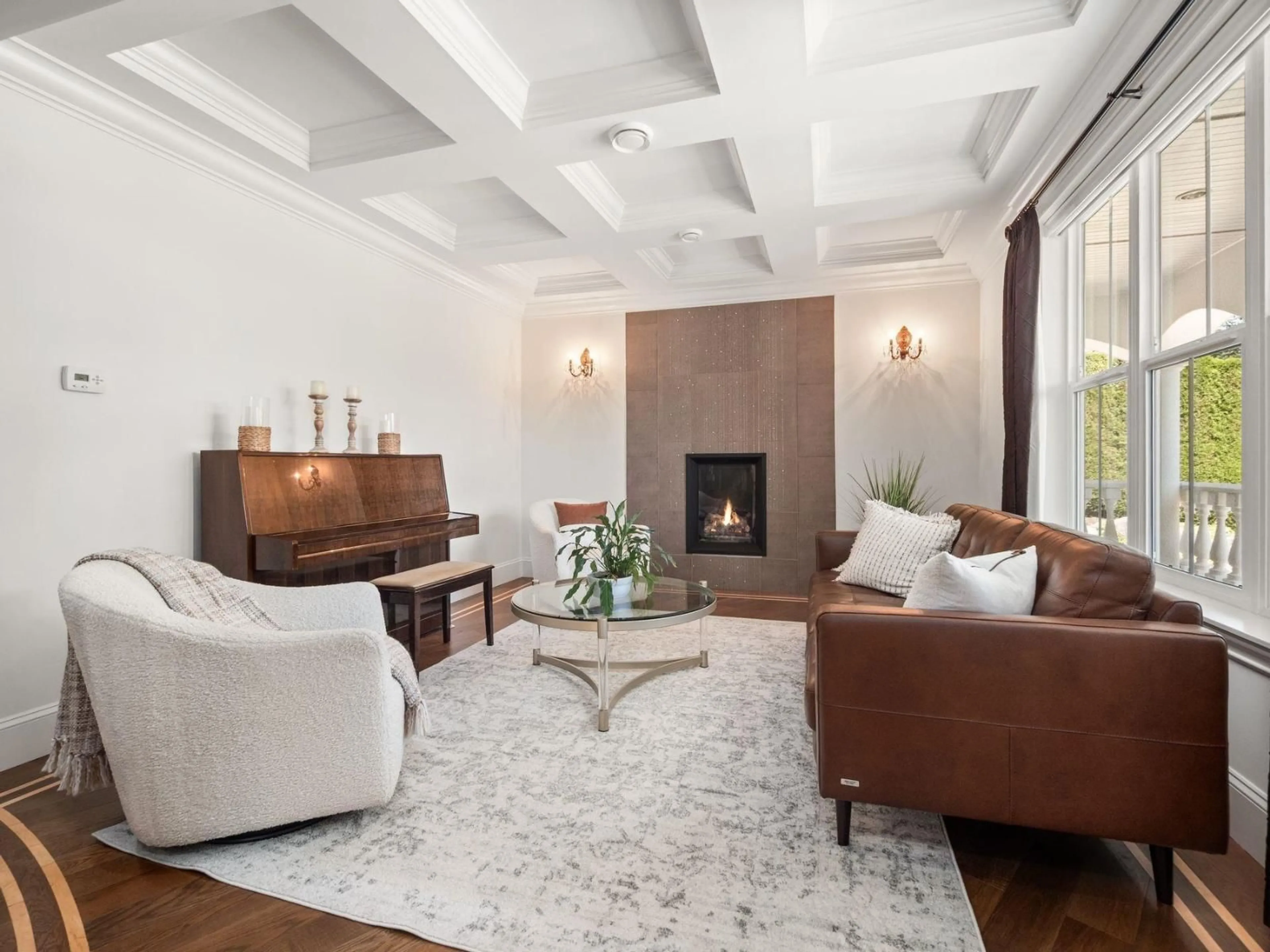 Living room with furniture, unknown for 5615 121A STREET, Surrey British Columbia V3X0A4