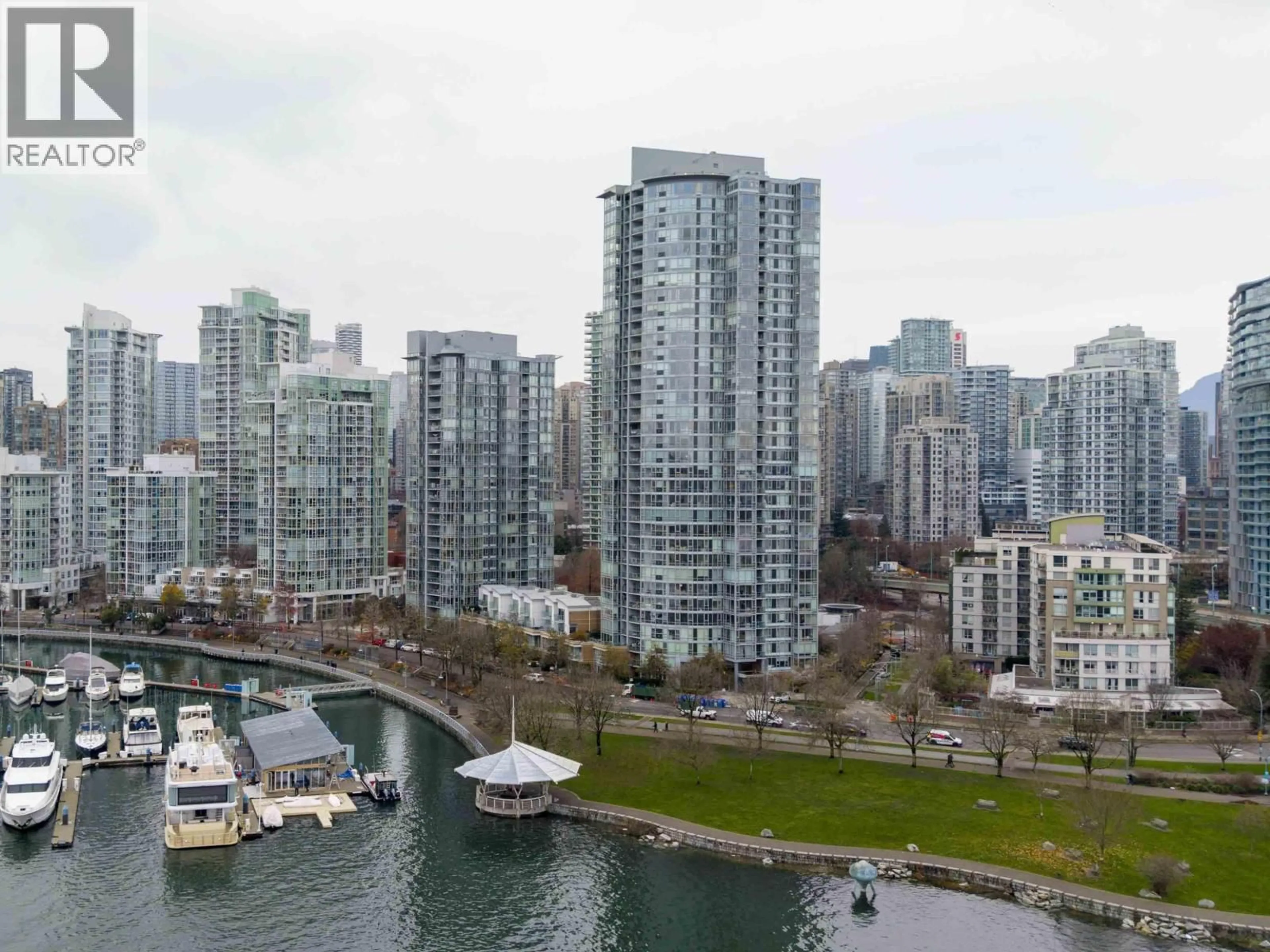 A pic from outside/outdoor area/front of a property/back of a property/a pic from drone, city buildings view from balcony for 3805 - 1033 MARINASIDE CRESCENT, Vancouver British Columbia V6Z3A3