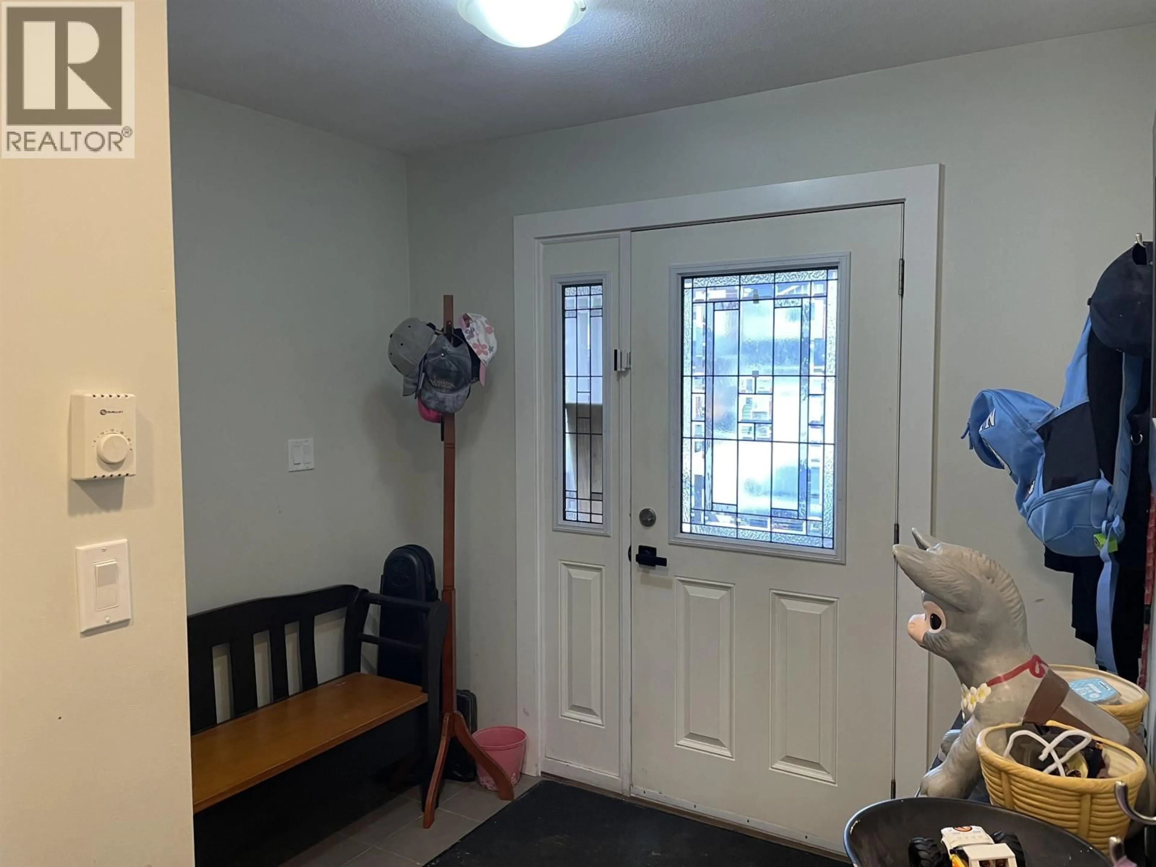 Indoor entryway for 11112 104A AVENUE, Fort St. John British Columbia V1J0J3