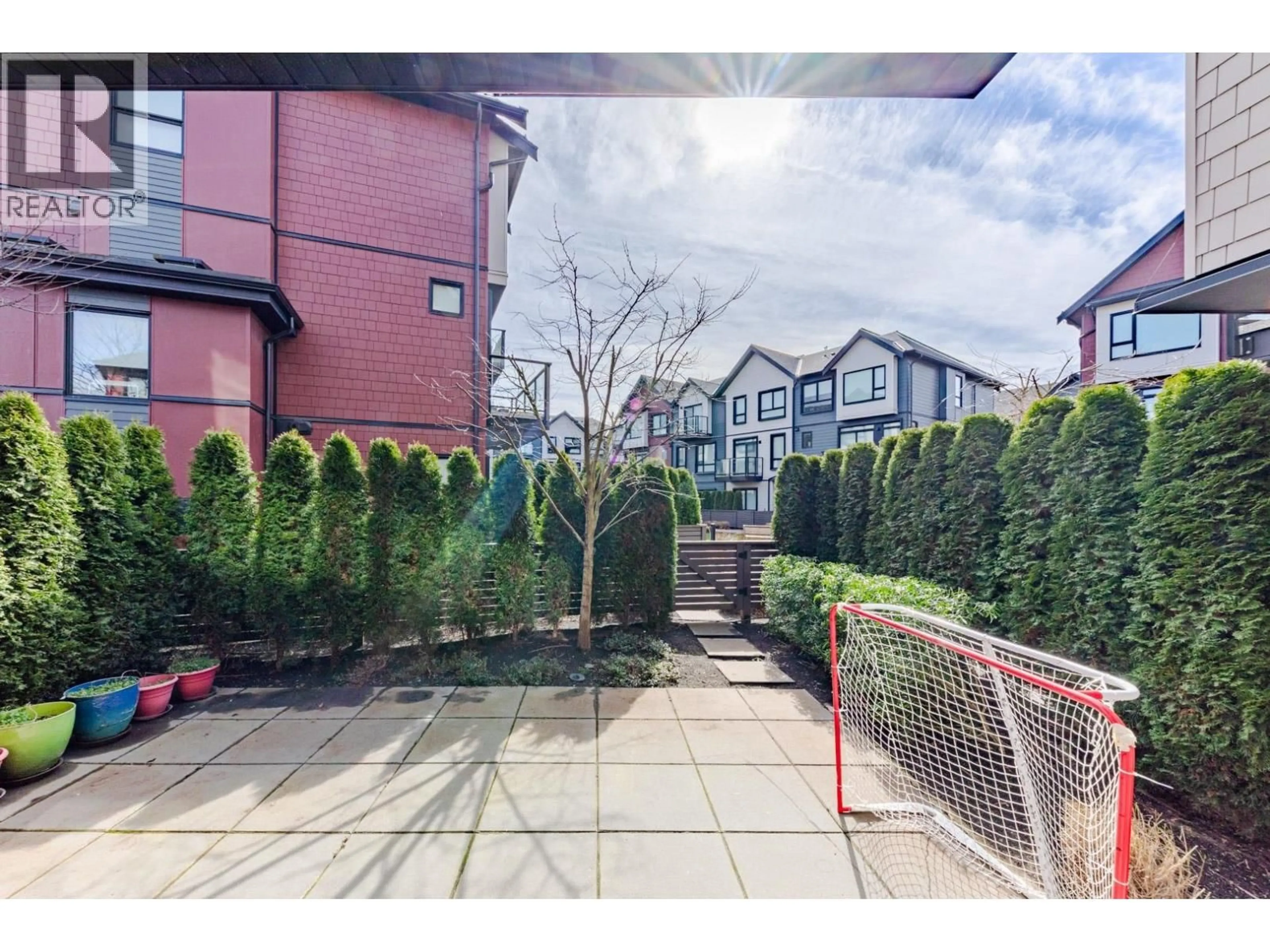 Patio, street for 185 - 4738 HEMLOCK WAY, Tsawwassen British Columbia V4M0E3