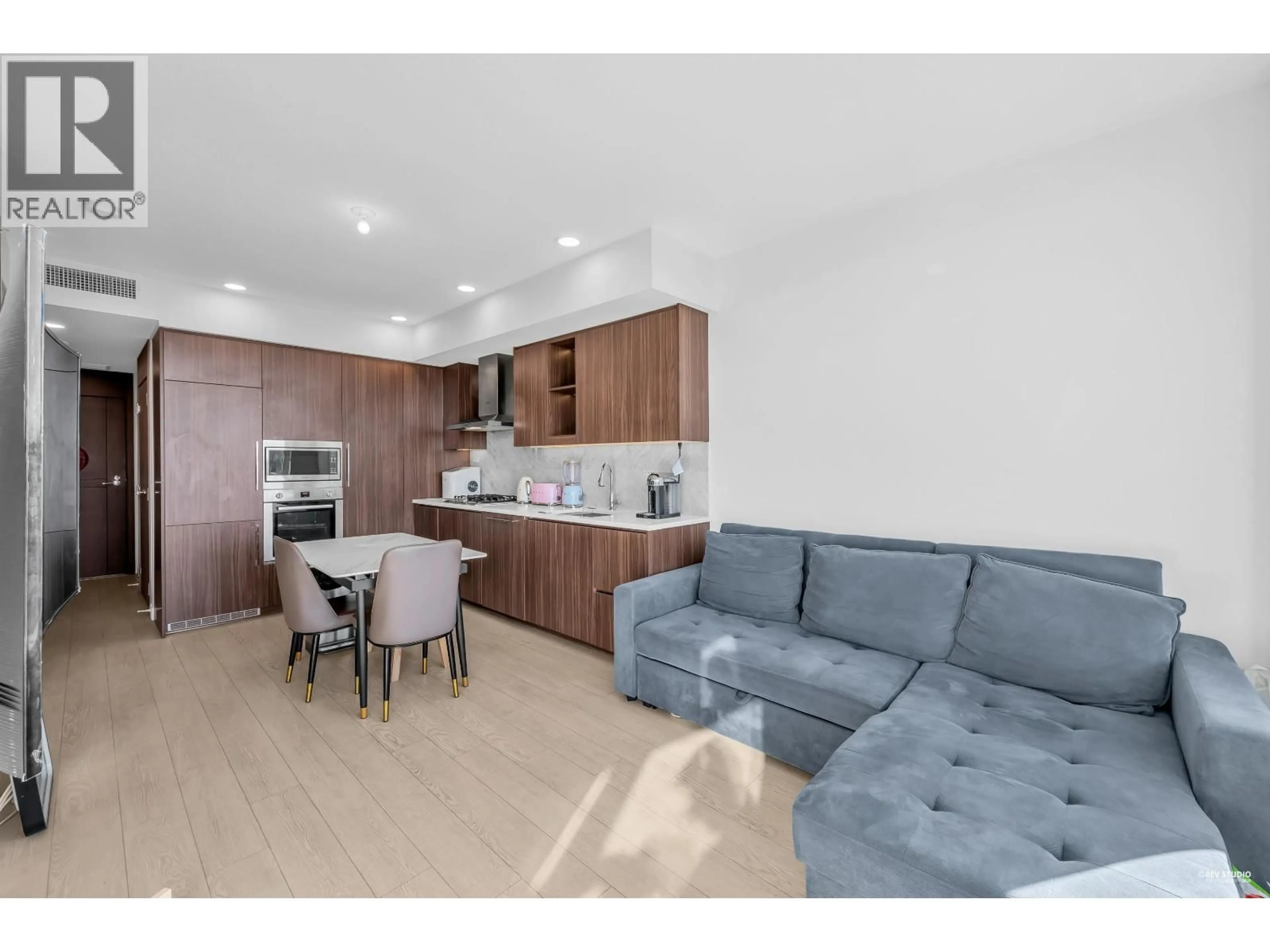 Open concept kitchen, unknown for 1018 - 3300 KETCHESON ROAD, Richmond British Columbia V6X0S5