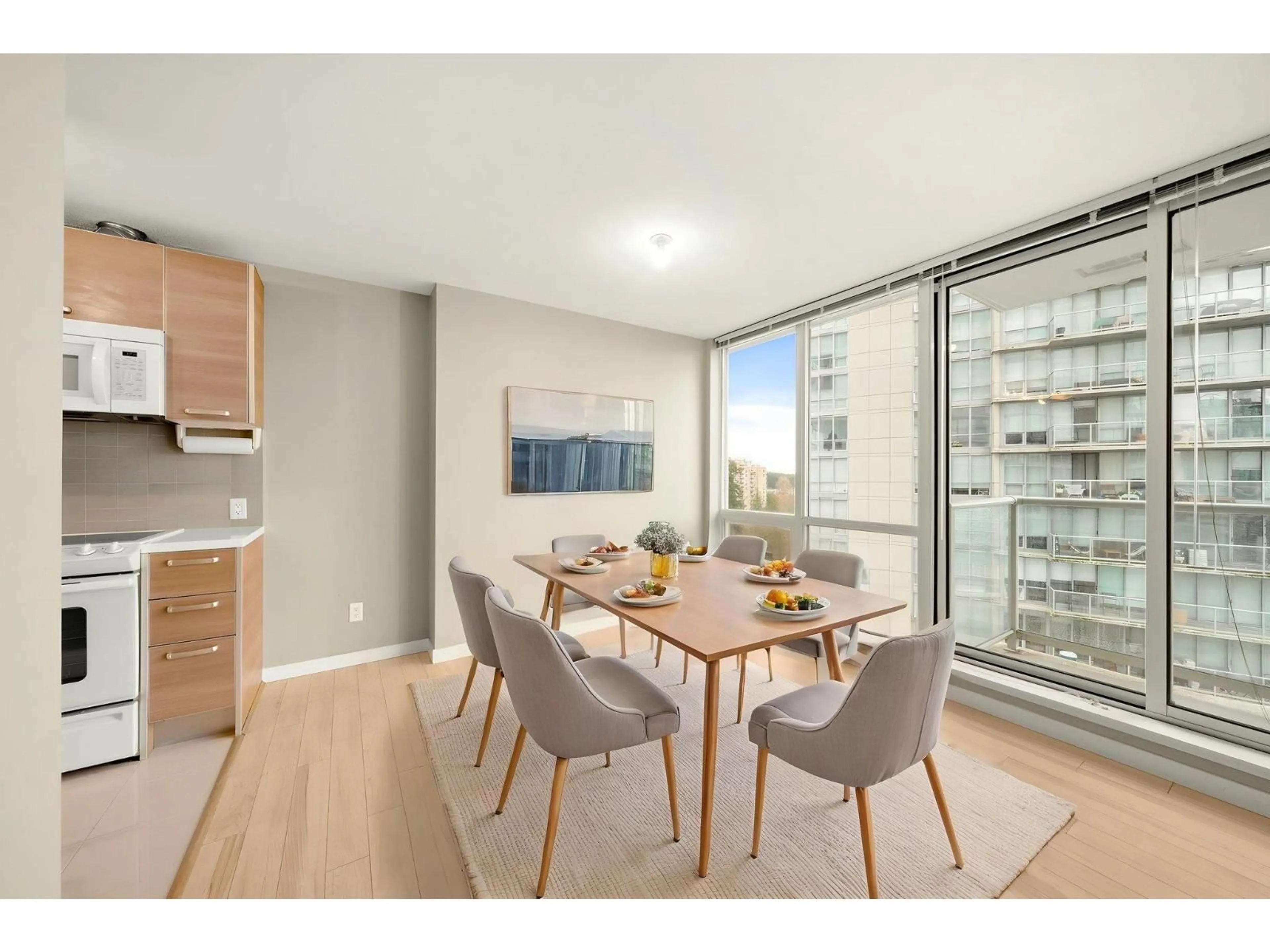 Dining room, unknown for 1310 - 13688 100 AVENUE, Surrey British Columbia V3T0G5