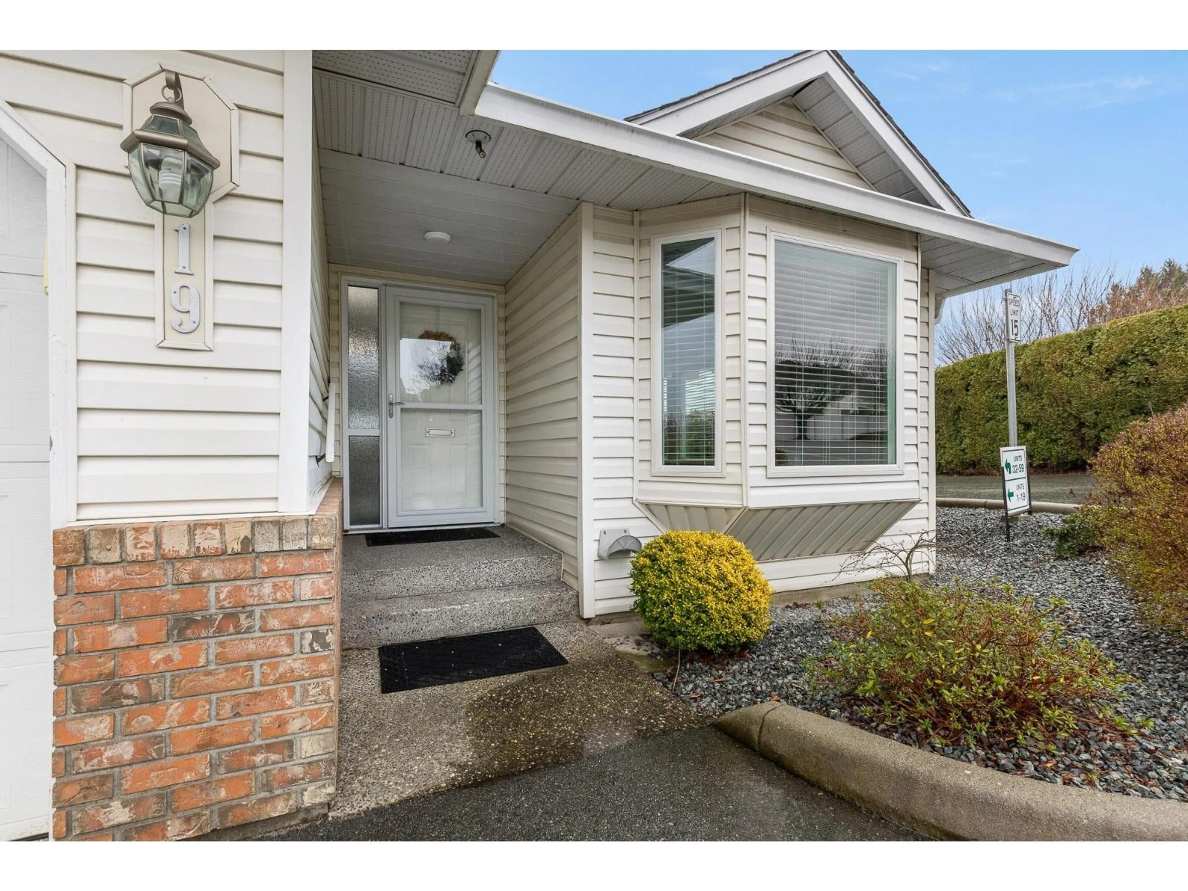 Unknown for 19 - 3054 TRAFALGAR STREET, Abbotsford British Columbia V2S7X6