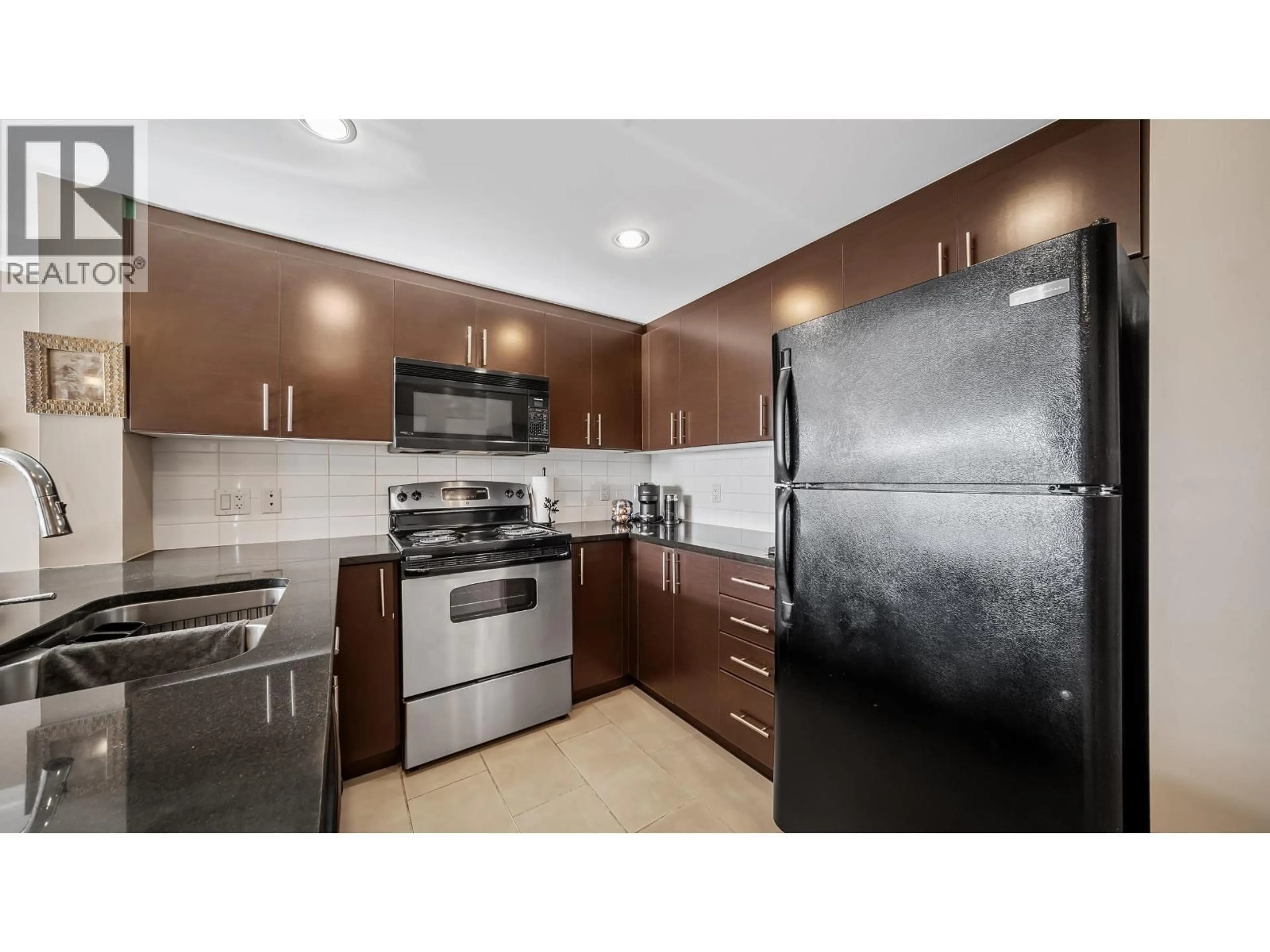 Standard kitchen, unknown for 1702 - 555 DELESTRE AVENUE, Coquitlam British Columbia V3K0A9