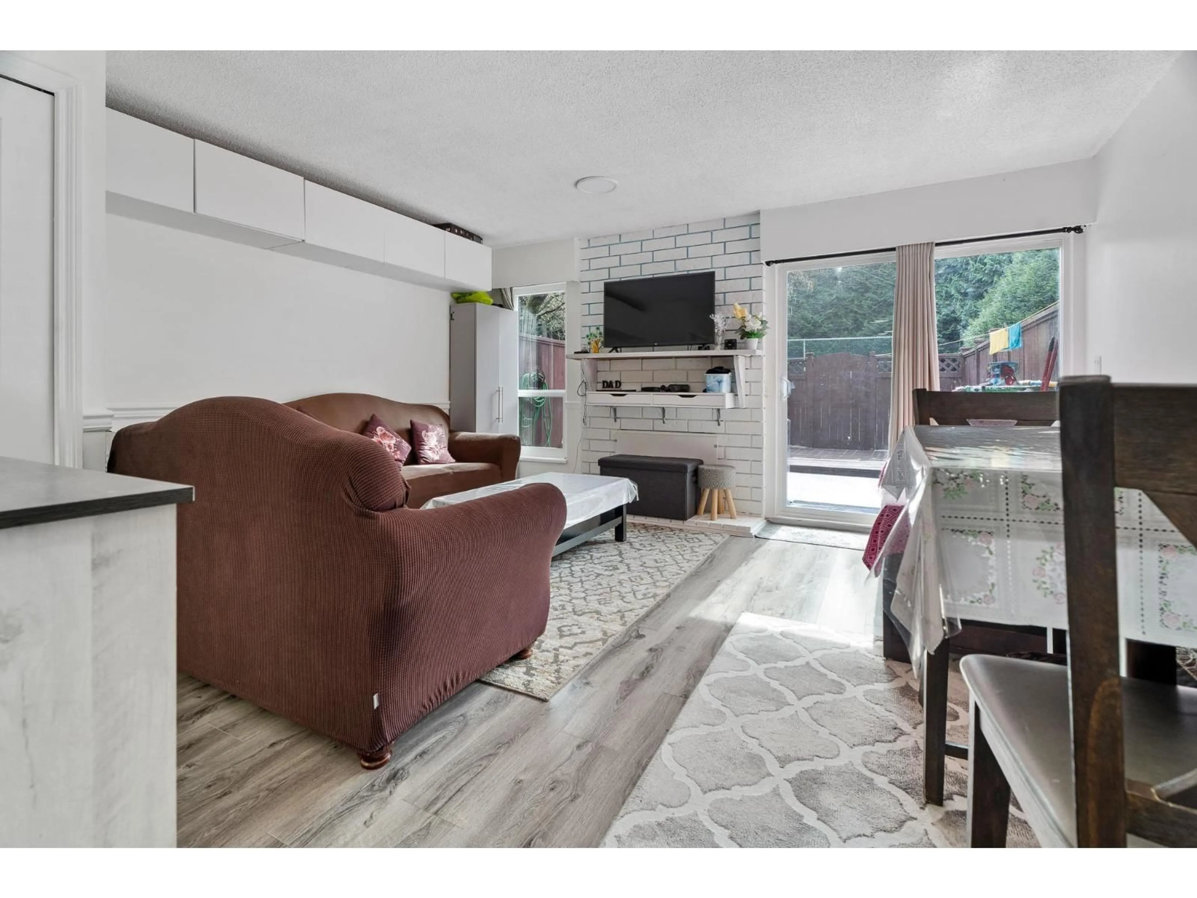 Living room with furniture, unknown for 237 - 7447 140 STREET, Surrey British Columbia V3W6G5