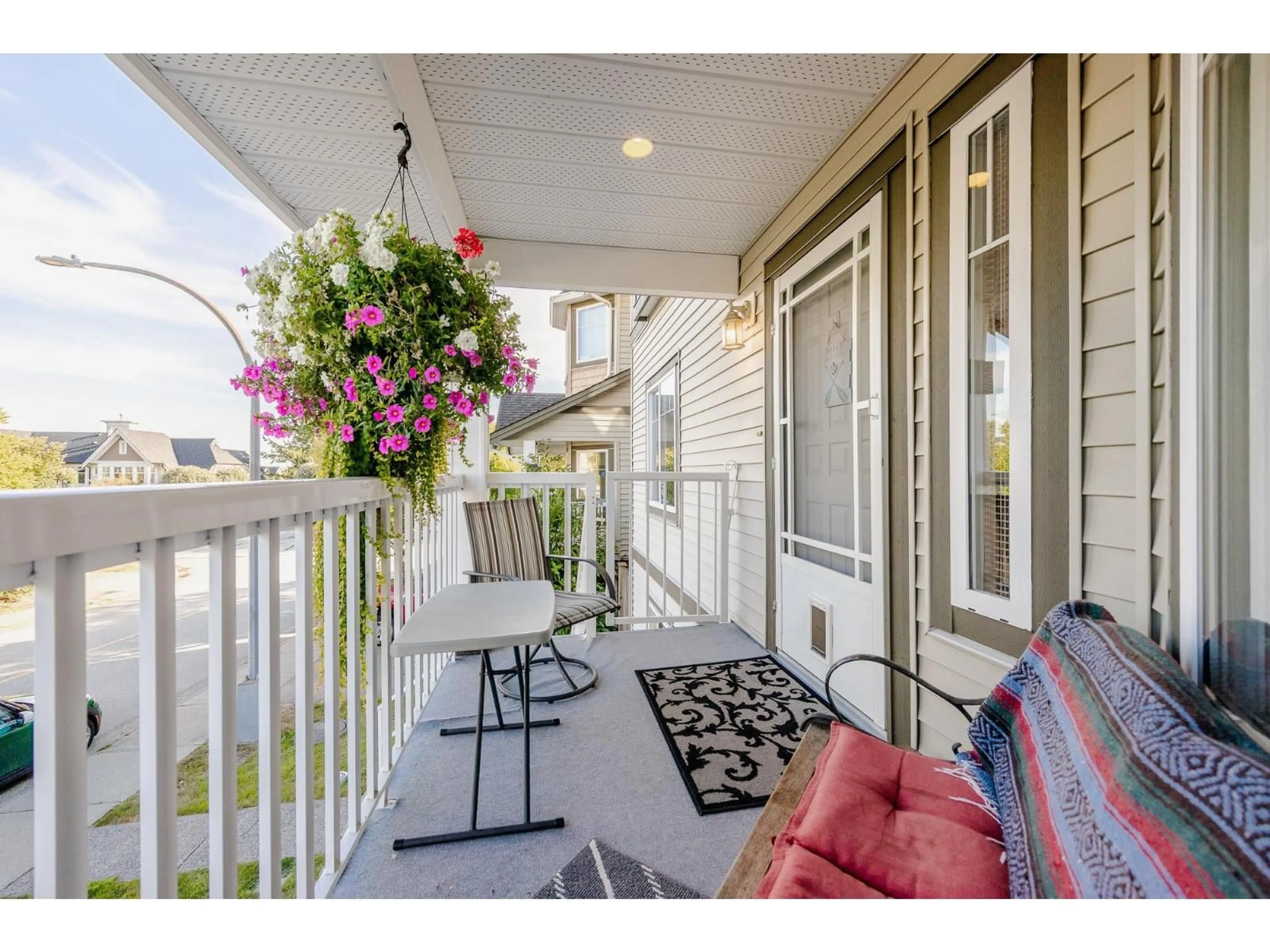 Patio, street for 6615 205 STREET, Langley British Columbia V1Y2X8