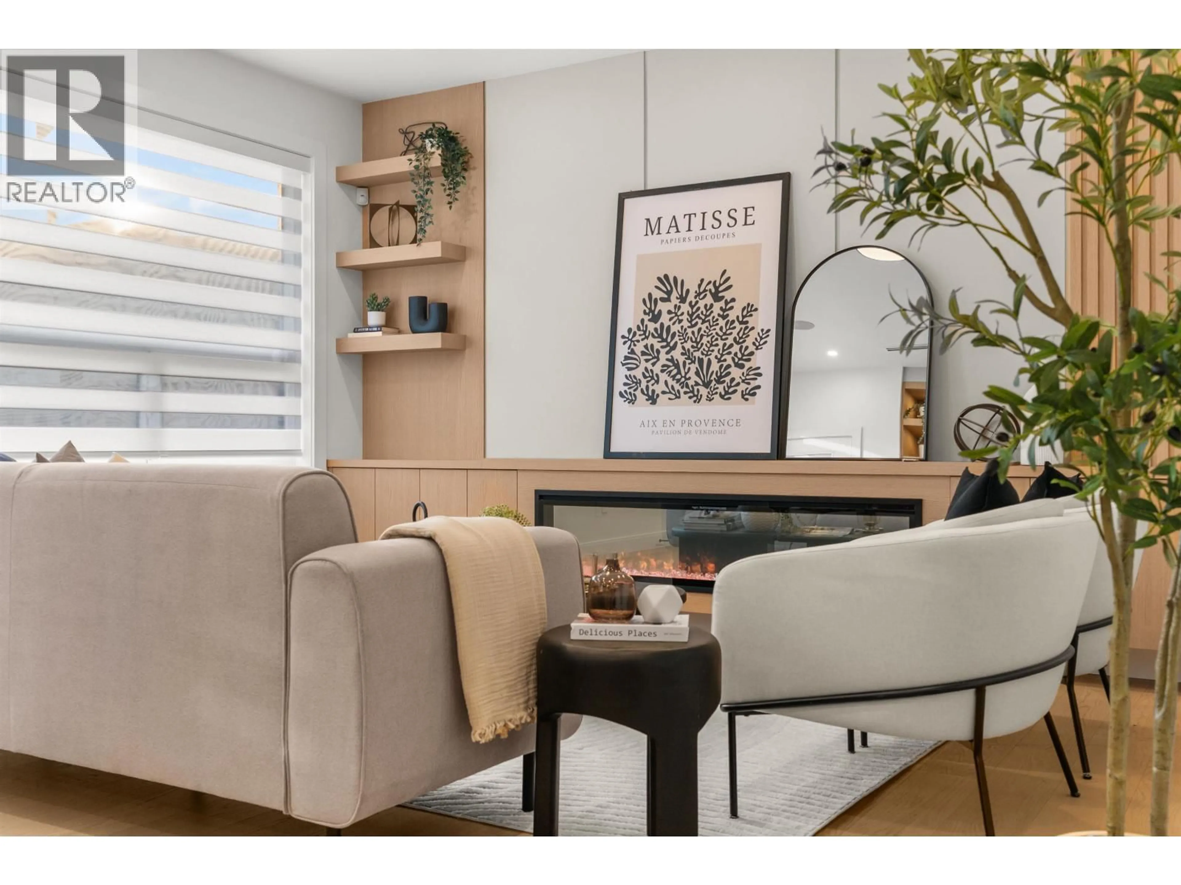 Living room with furniture, unknown for 4818 42A AVENUE, Ladner British Columbia V4K1A1