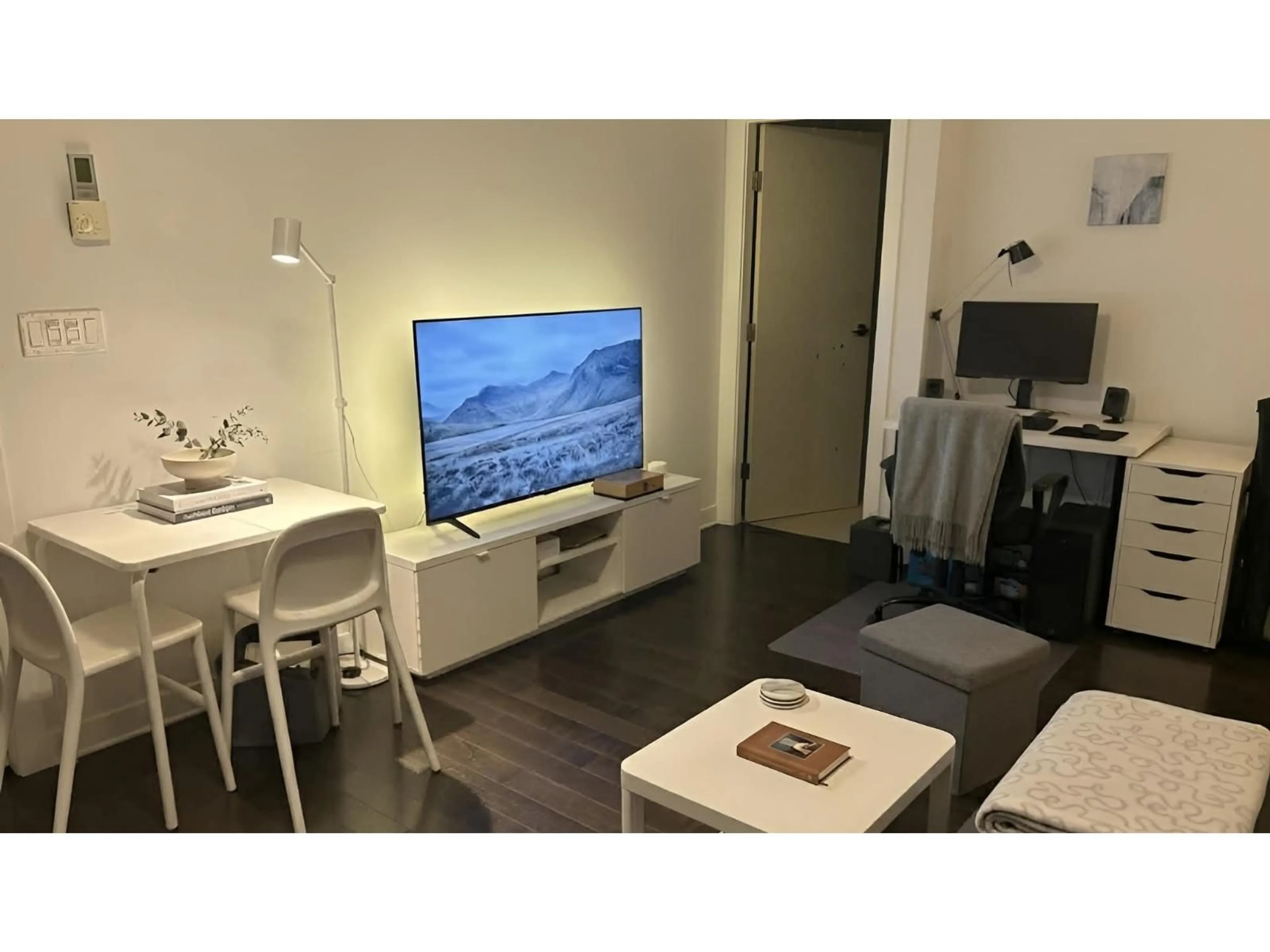 Unknown for 909 - 10777 UNIVERSITY DRIVE, Surrey British Columbia V3T0E6