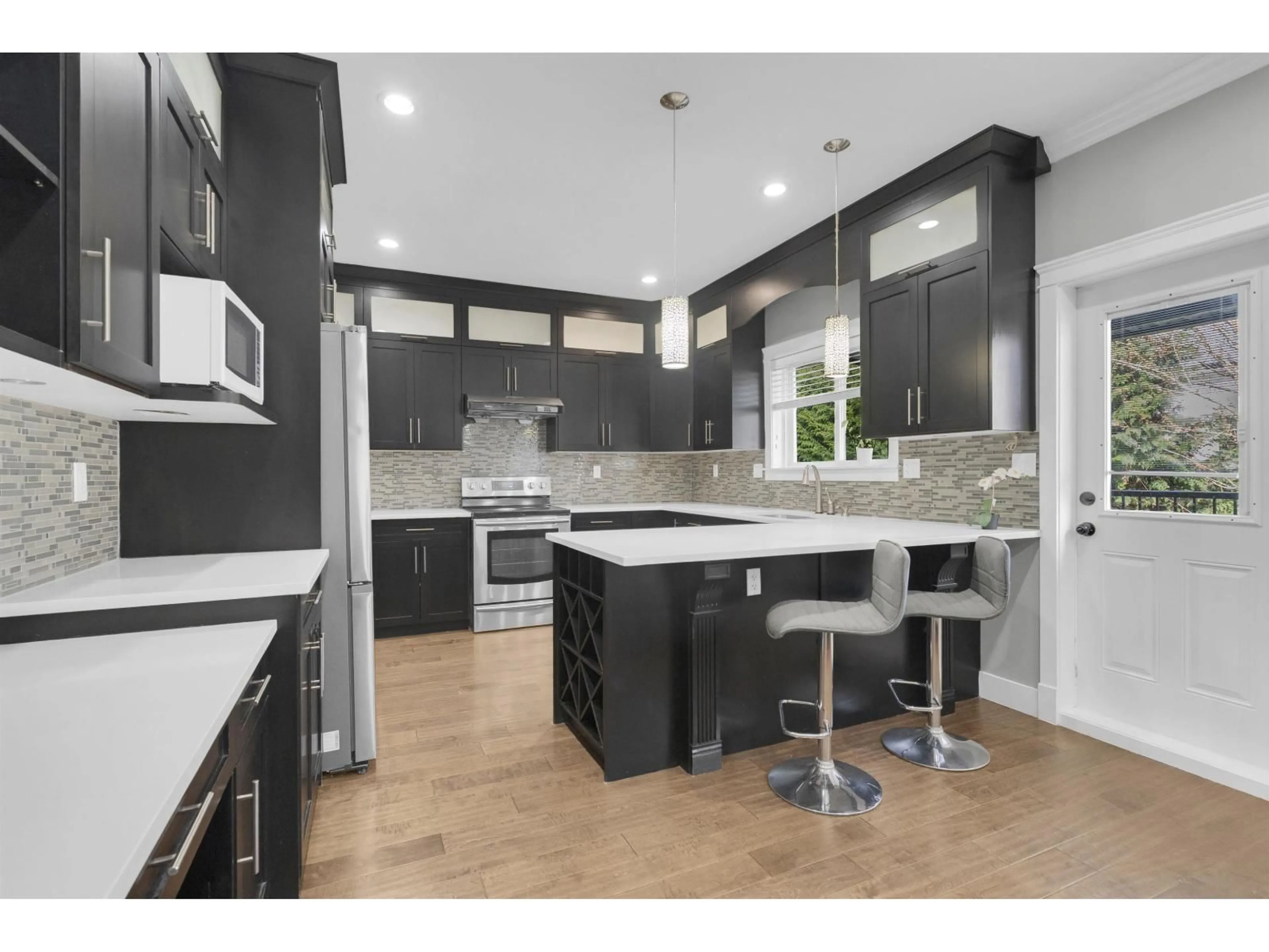 Open concept kitchen, unknown for 21033 80A AVENUE, Langley British Columbia V2Y0J4