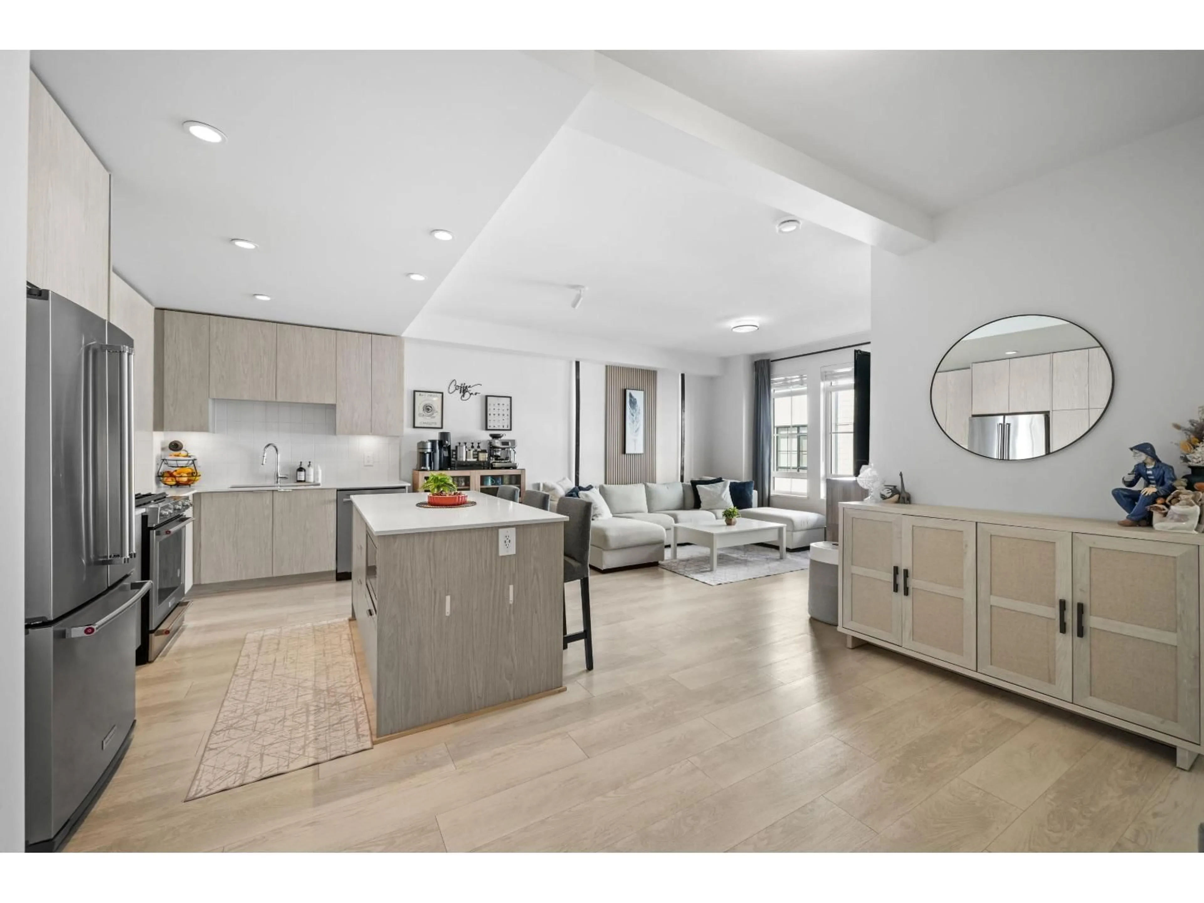 Open concept kitchen, unknown for 34 - 2075 OAK MEADOWS DRIVE, Surrey British Columbia V3Z1J6