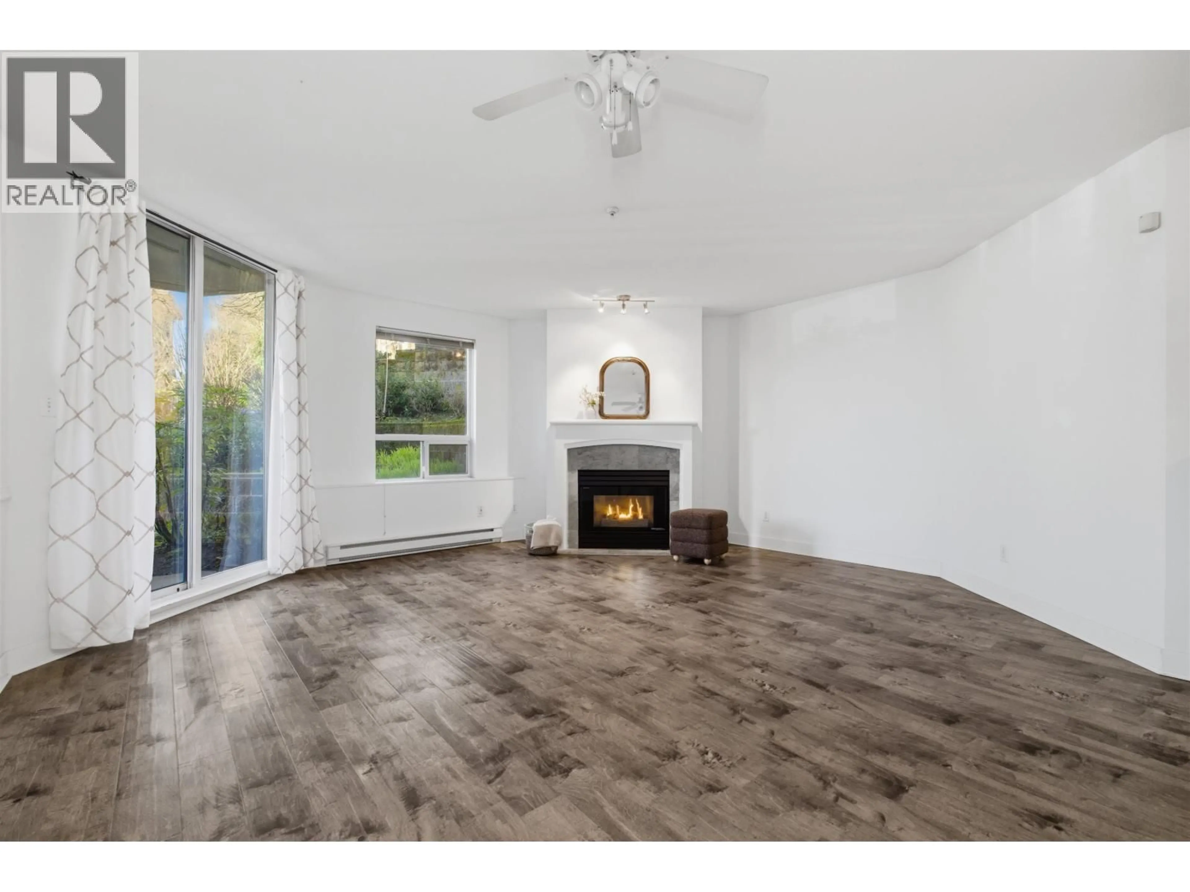 A pic of a room for 101 - 8460 JELLICOE STREET, Vancouver British Columbia V5S4S8