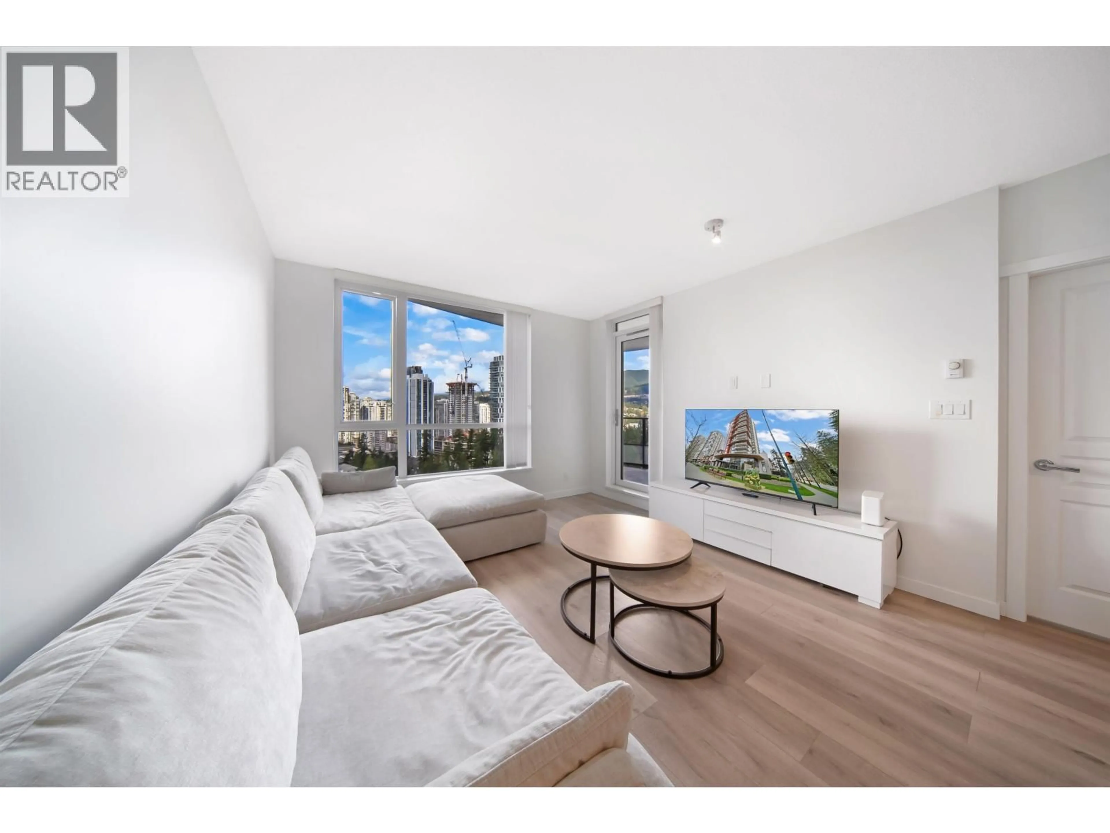 Living room with furniture, unknown for 2205 - 3096 WINDSOR GATE, Coquitlam British Columbia V3B0P4