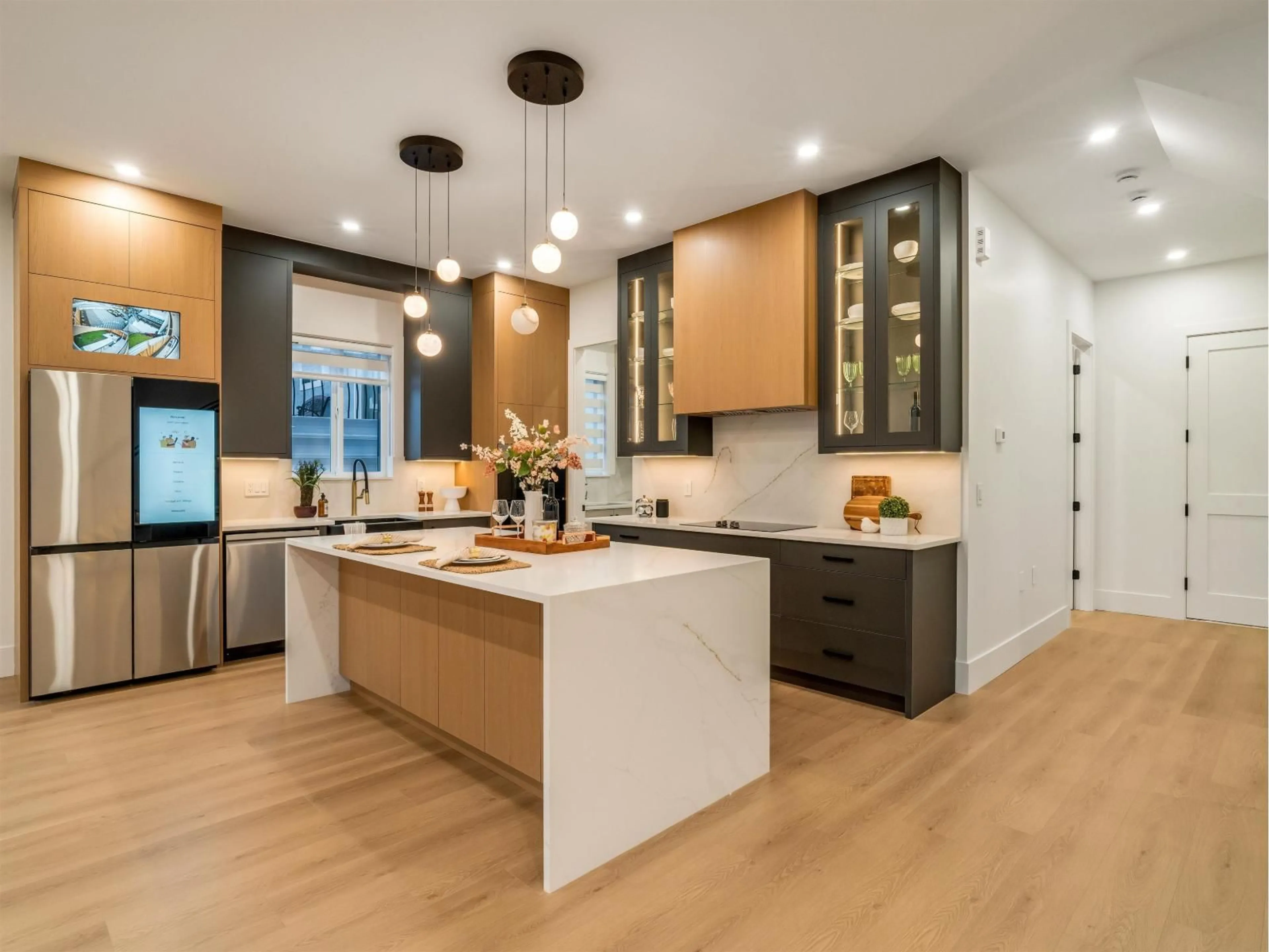 Contemporary kitchen, wood/laminate floor for 11768 92 AVENUE, Delta British Columbia V4C3L4