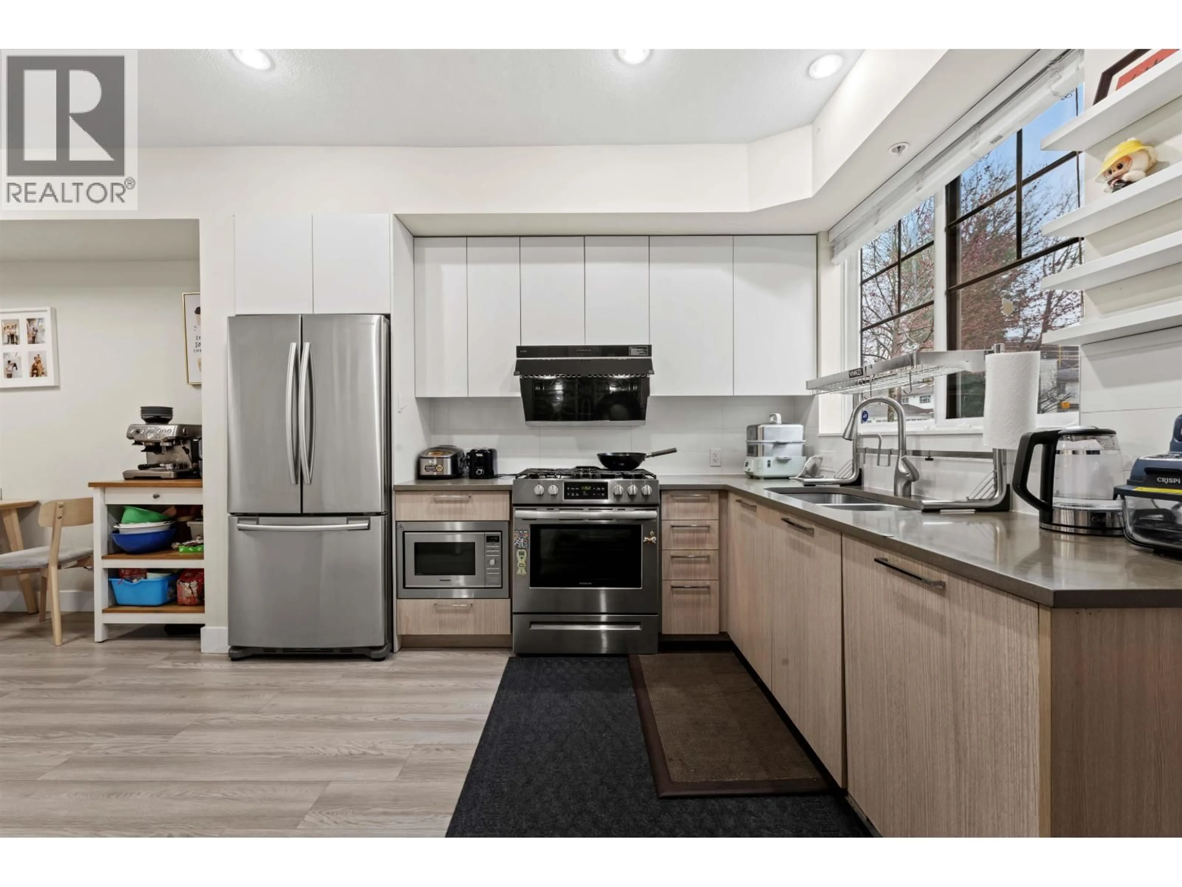 Open concept kitchen, unknown for 7 - 5132 CANADA WAY, Burnaby British Columbia V5E0C3