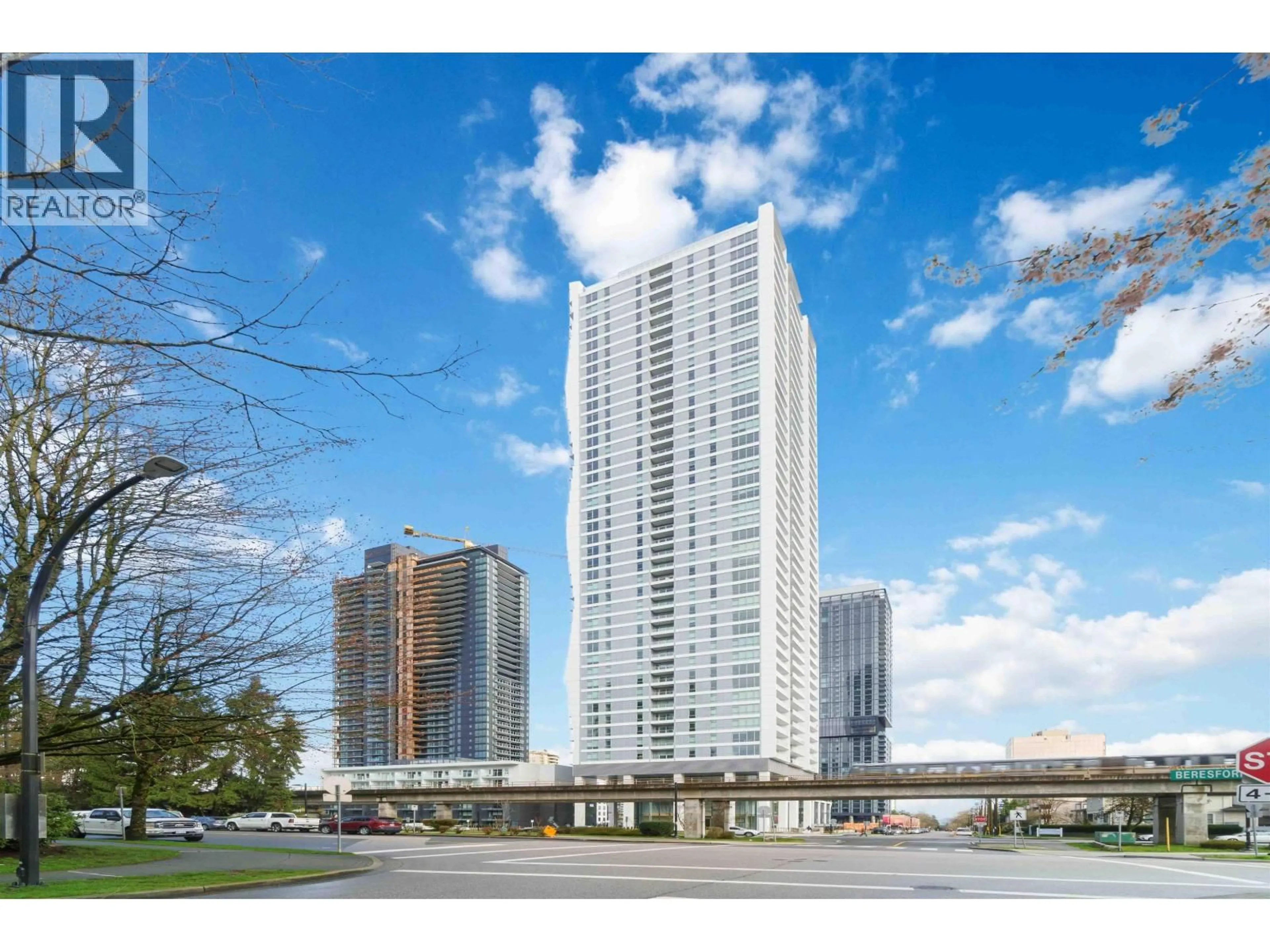 Unknown for 2505 - 6087 WILSON AVENUE, Burnaby British Columbia V5H0M1