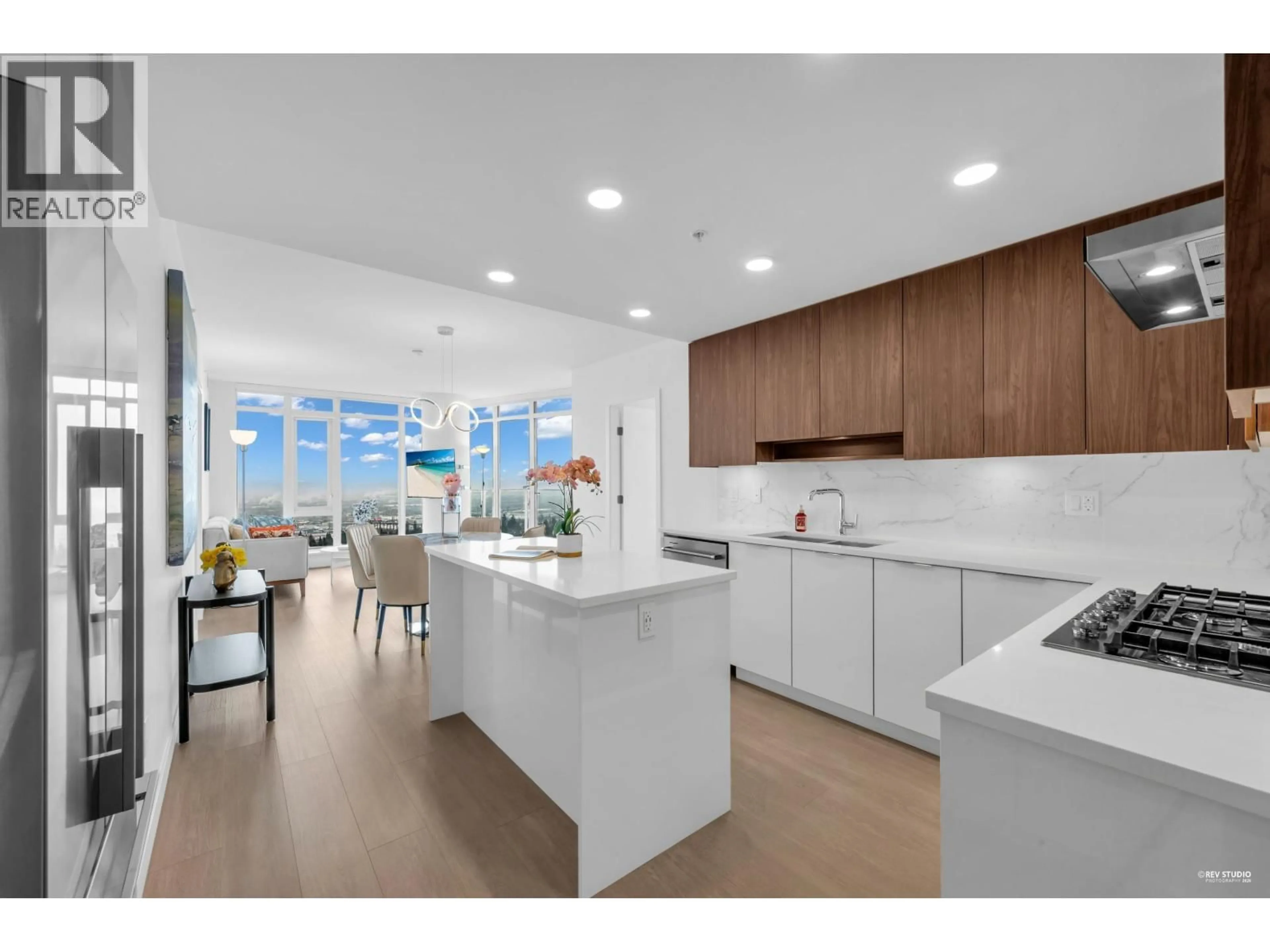 Open concept kitchen, unknown for 1702 - 7769 PARK CRESCENT, Burnaby British Columbia V3N0J7