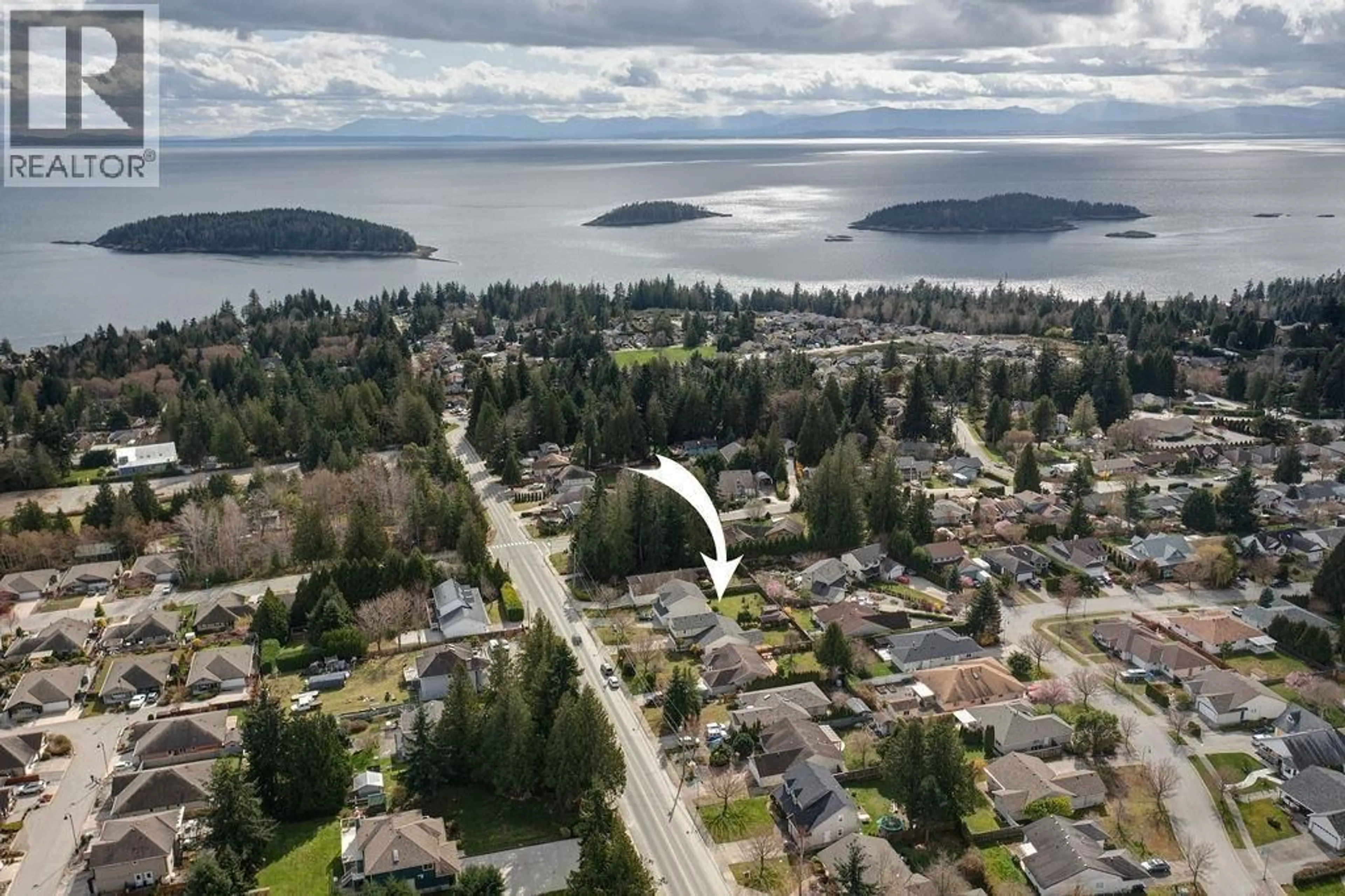A pic from outside/outdoor area/front of a property/back of a property/a pic from drone, water/lake/river/ocean view for 5621 NICKERSON ROAD, Sechelt British Columbia V7Z0M6