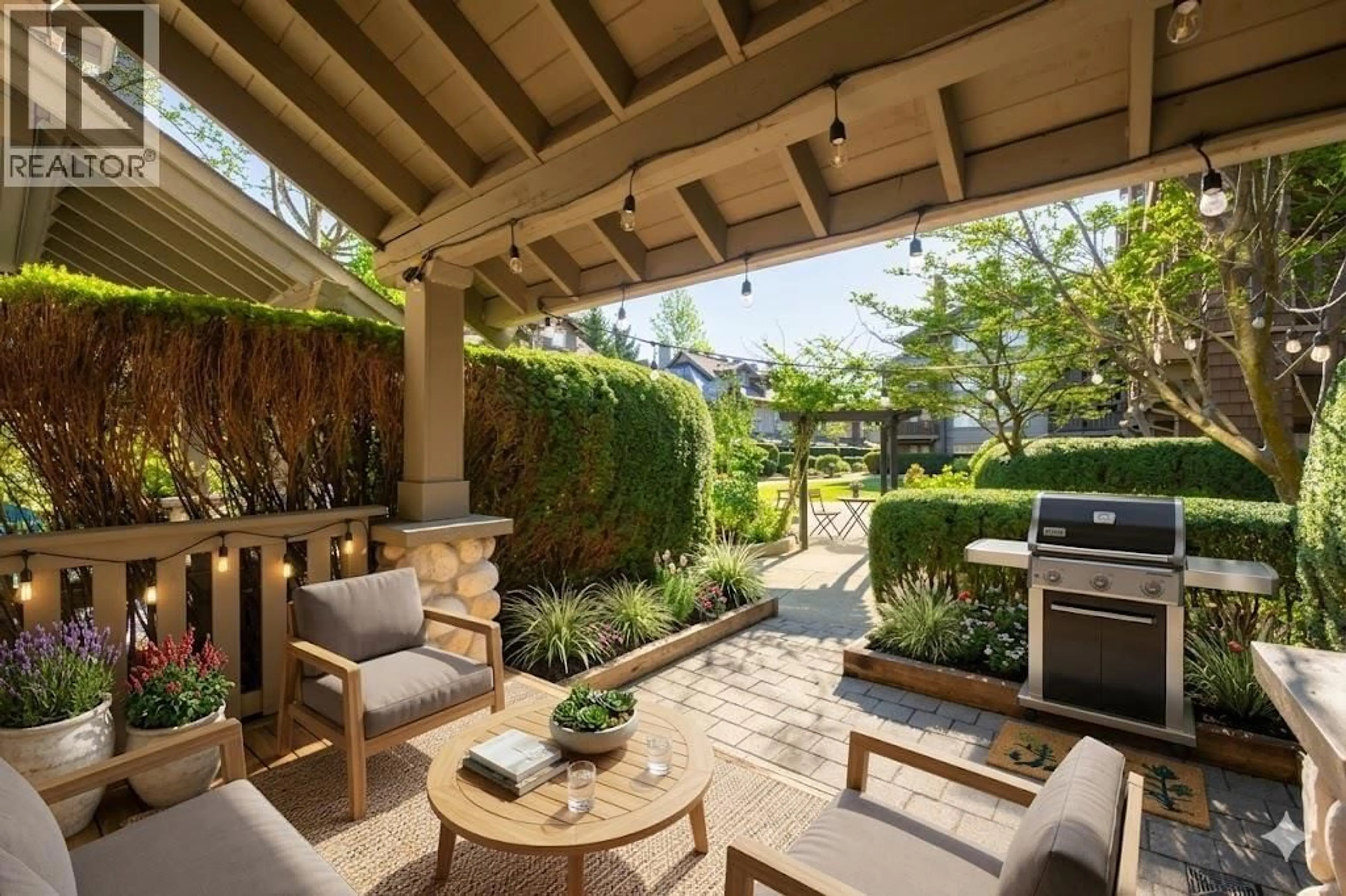 Patio, street for 225 - 18 JACK MAHONY PLACE, New Westminster British Columbia V3L5V8