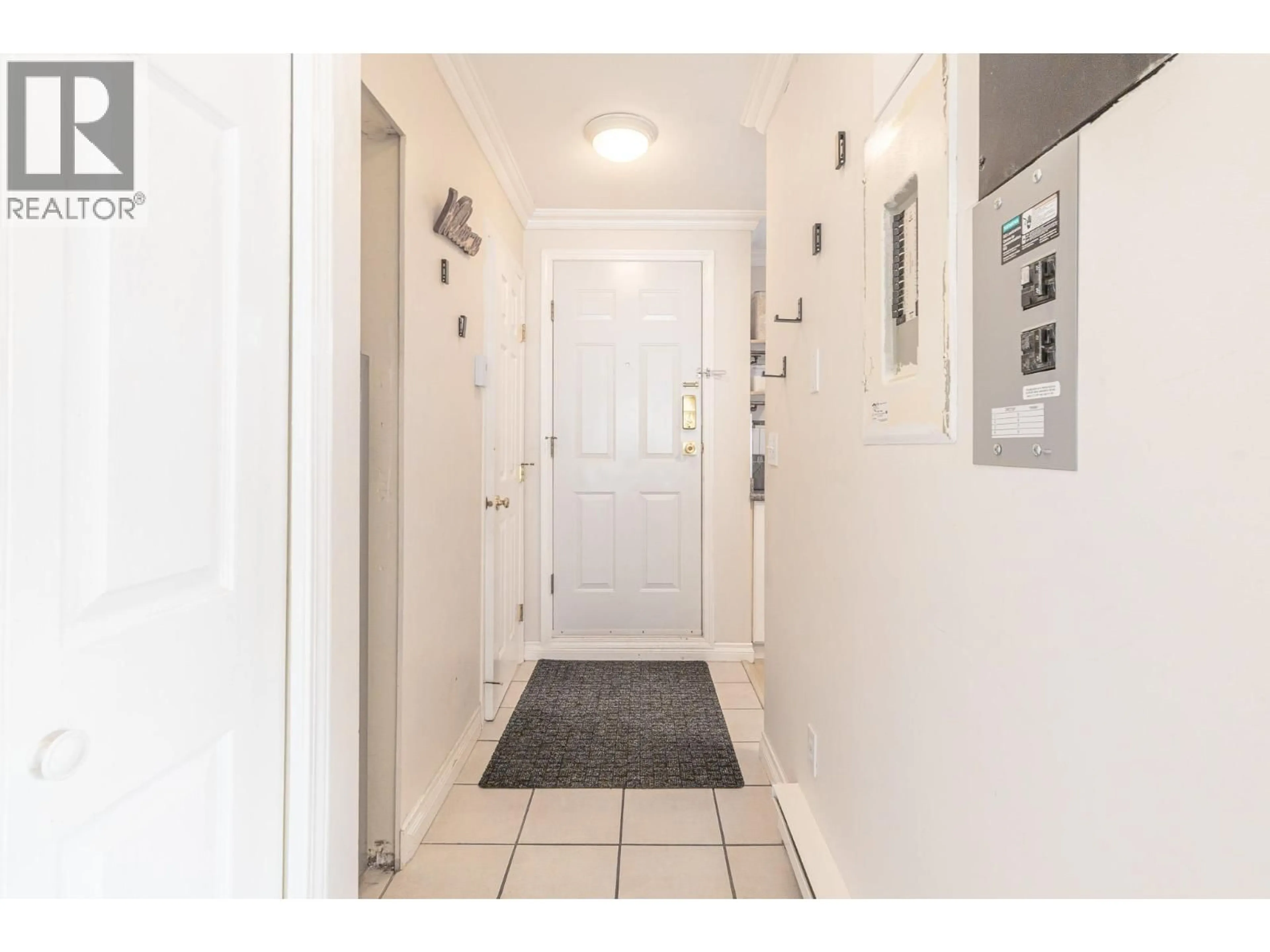 Indoor entryway for 107 - 1570 PRAIRIE AVENUE, Port Coquitlam British Columbia V3B1T4