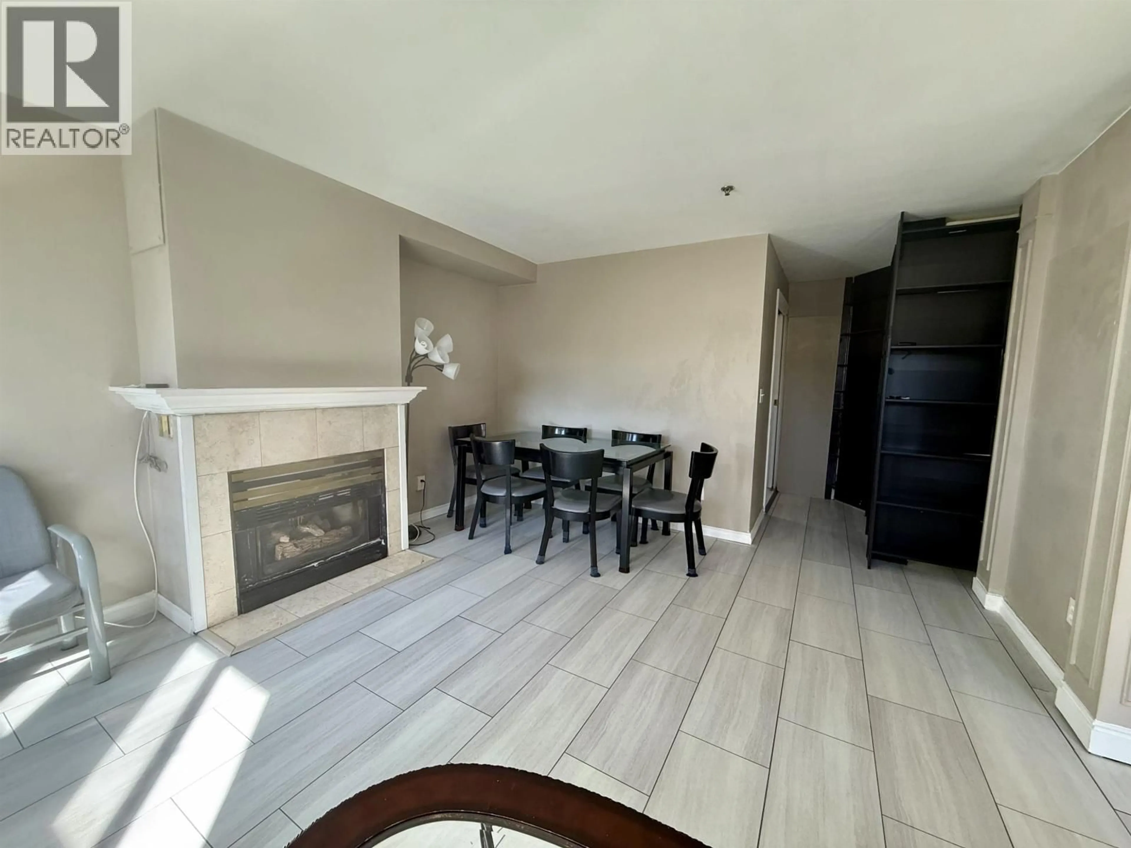 A pic of a room for 105 - 7288 NO. 3 ROAD, Richmond British Columbia V6Y3Y1