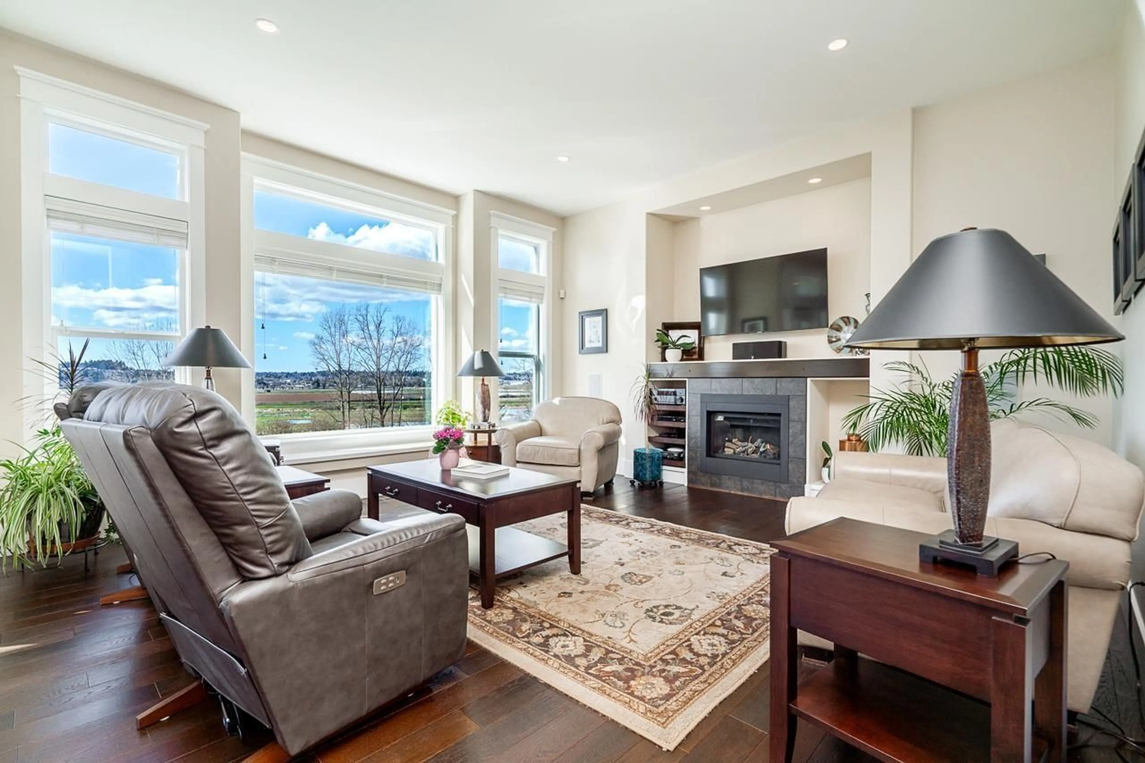 Living room with furniture, unknown for 6039 163 STREET, Surrey British Columbia V3S1S5