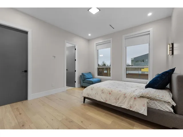6122 152A STREET, Surrey 4