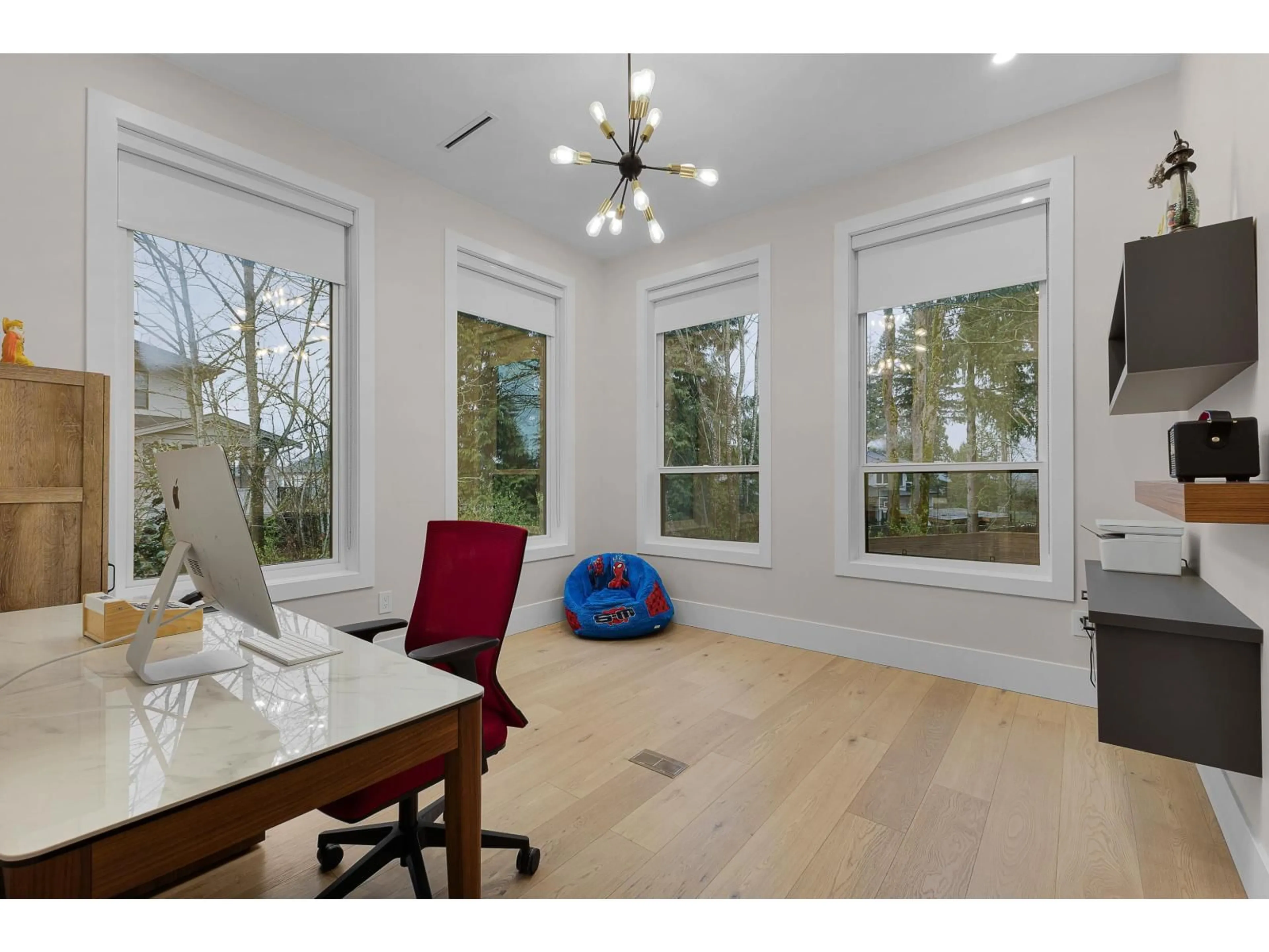 A pic of a room for 6122 152A STREET, Surrey British Columbia V3S1E7