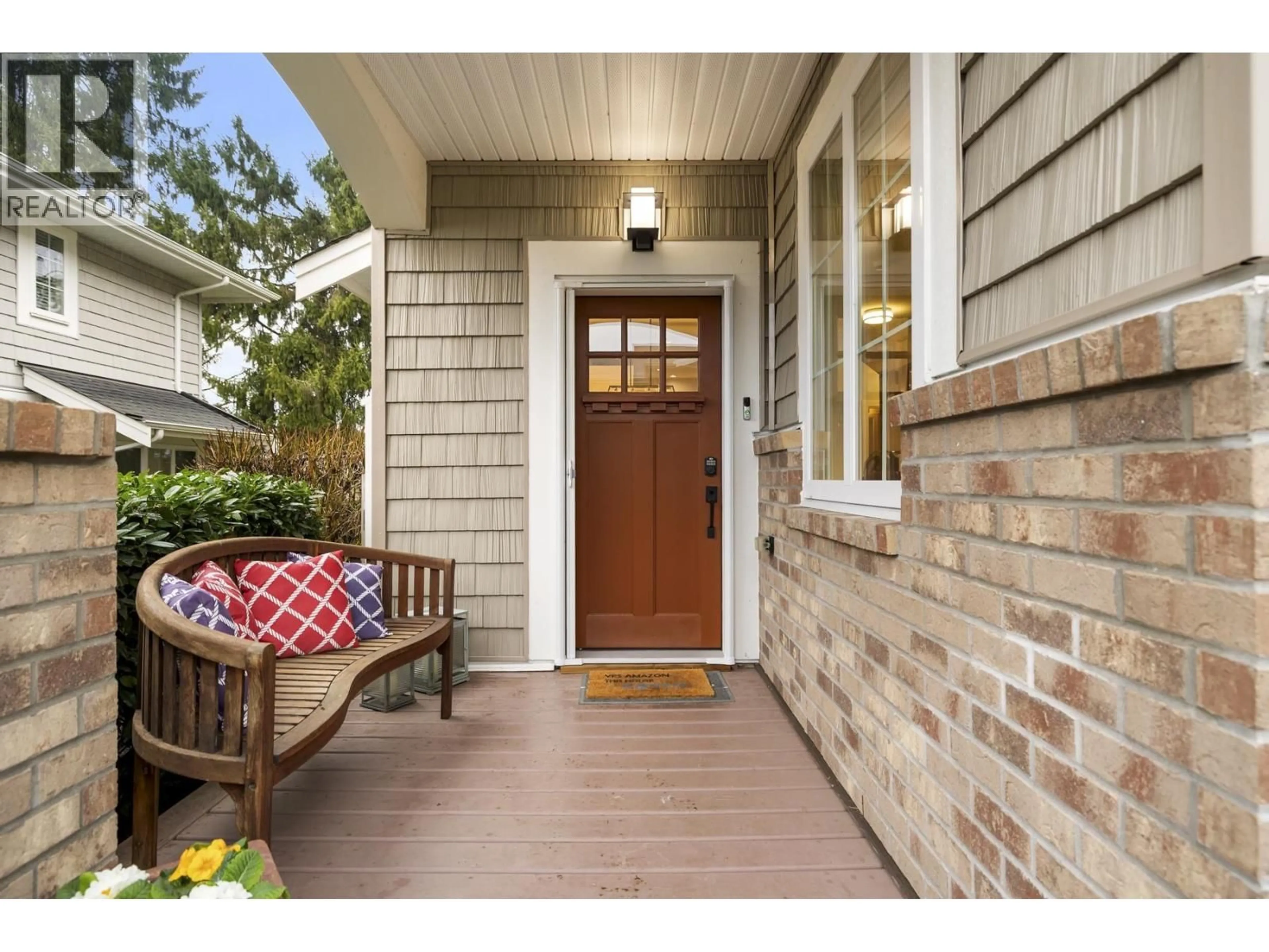 Indoor entryway for 94 - 12161 237 STREET, Maple Ridge British Columbia V4R0E7