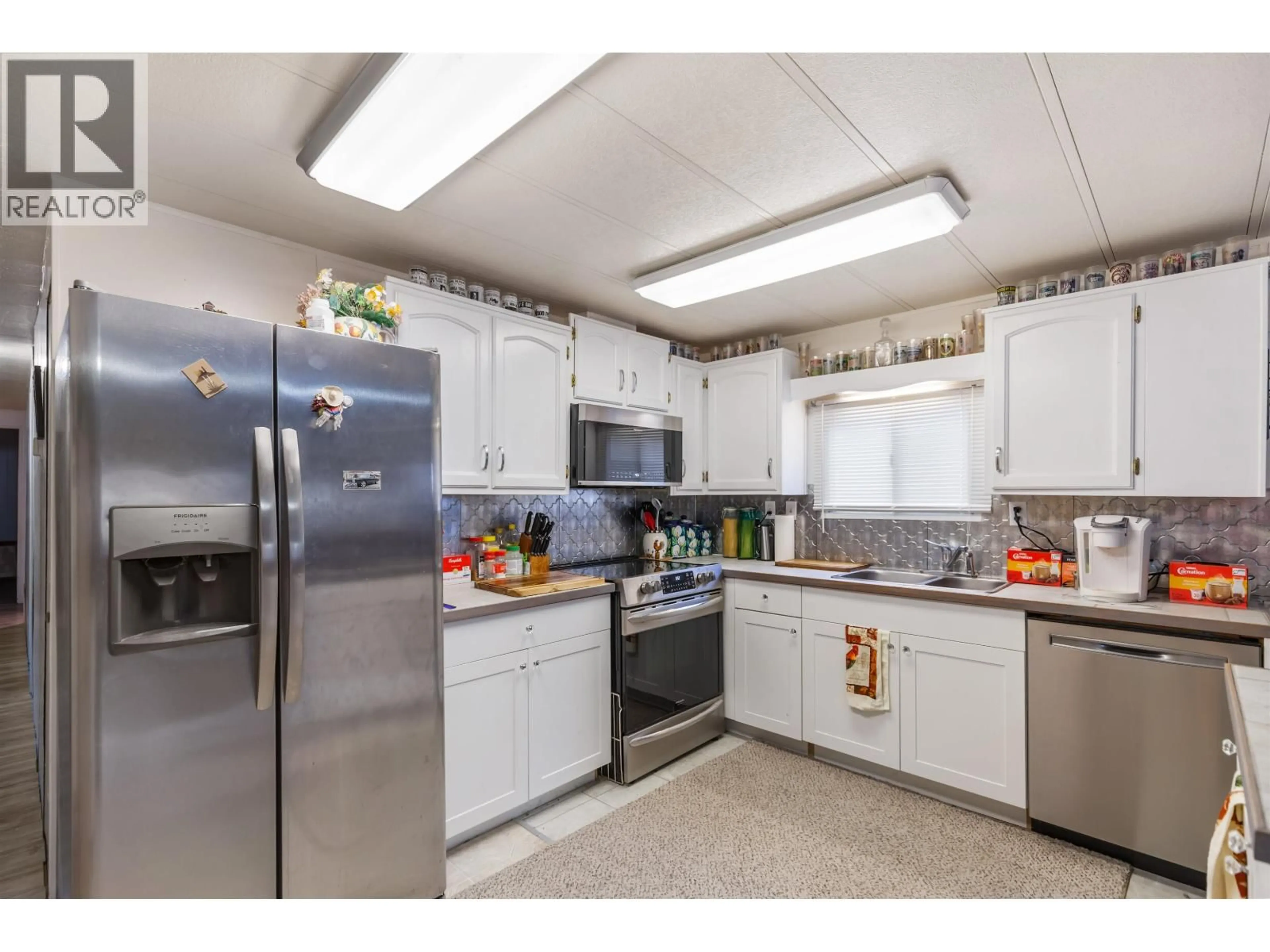 Standard kitchen, unknown for 5 - 3489 PIERREROY ROAD, Prince George British Columbia V2N2S3