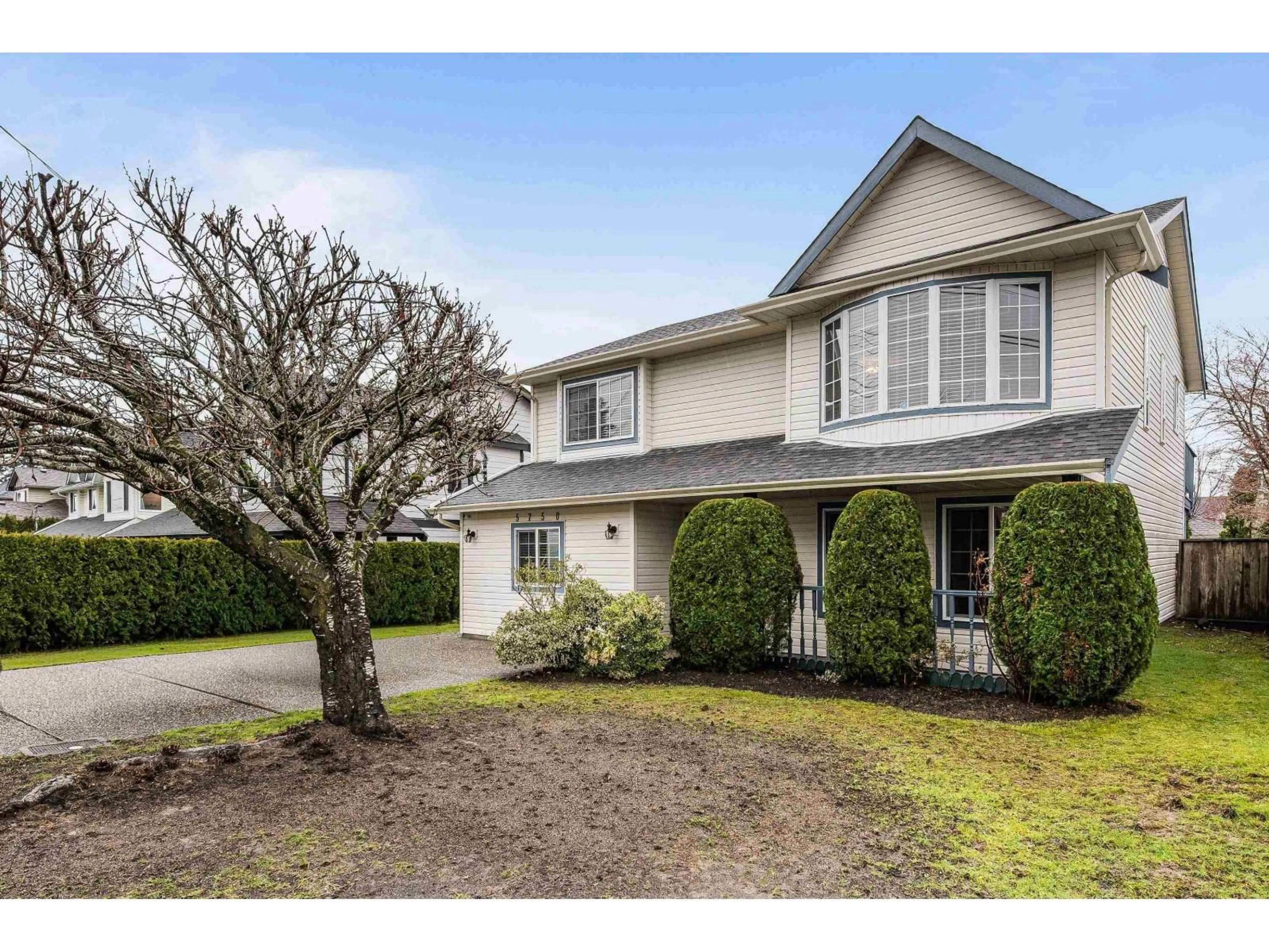 Home with vinyl exterior material, street for 5750 CARTER ROAD, Chilliwack British Columbia V2R3K1