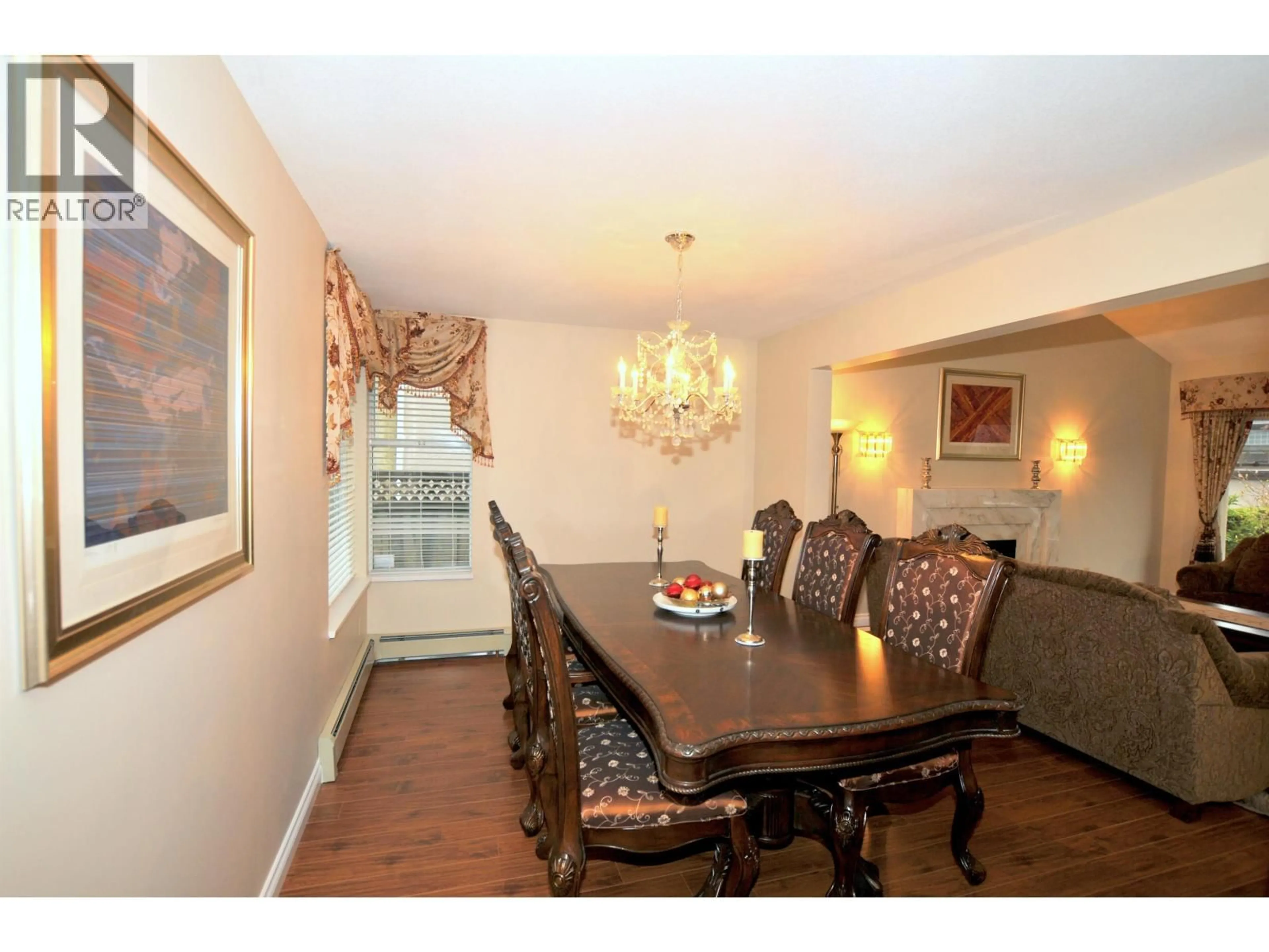 Dining room, wood/laminate floor for 6823 GRANT PLACE, Burnaby British Columbia V5B4X4