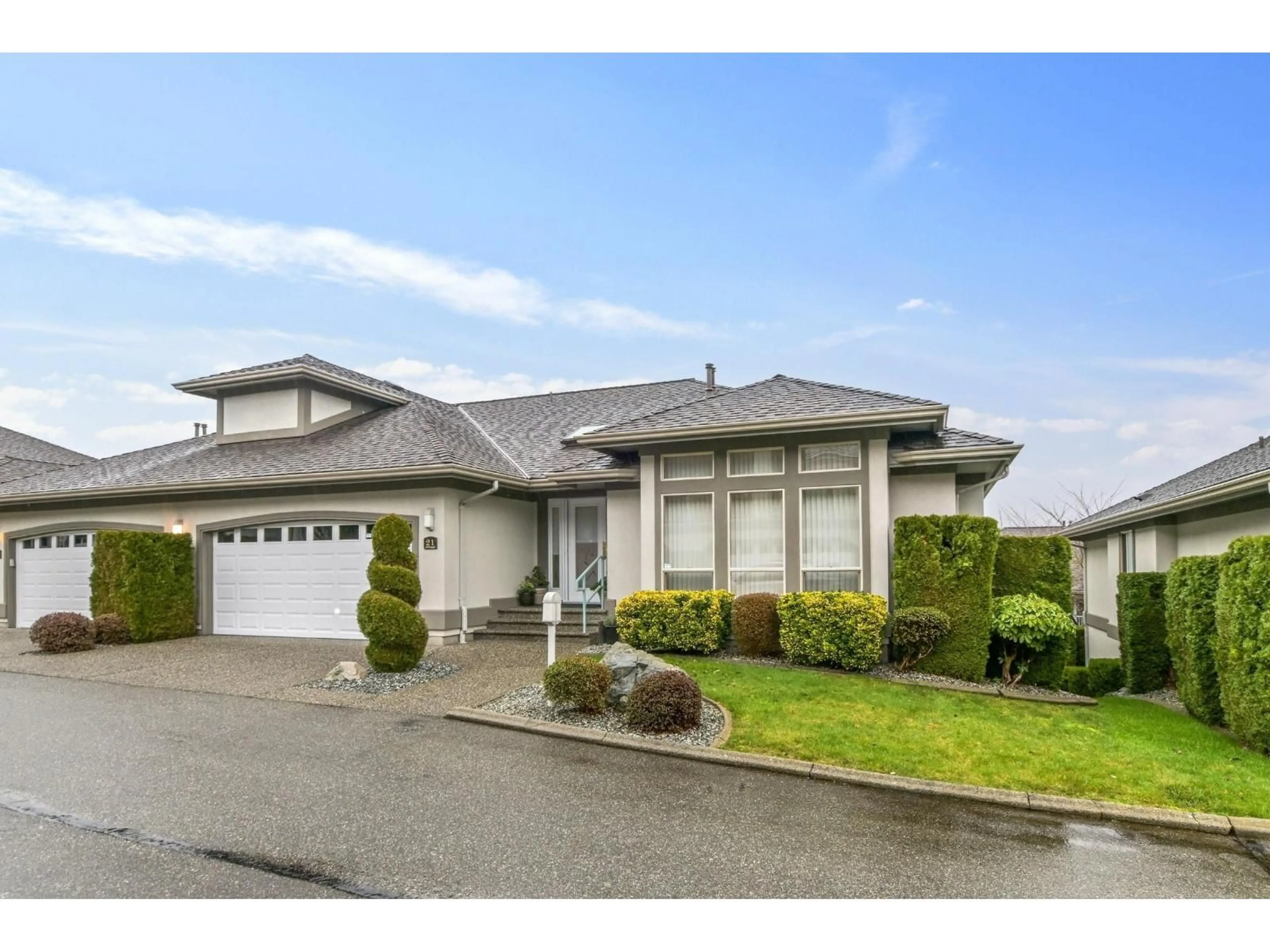 Home with vinyl exterior material, street for 21 - 3555 BLUE JAY STREET, Abbotsford British Columbia V2T6N7